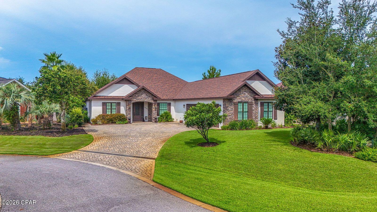main property photo 3