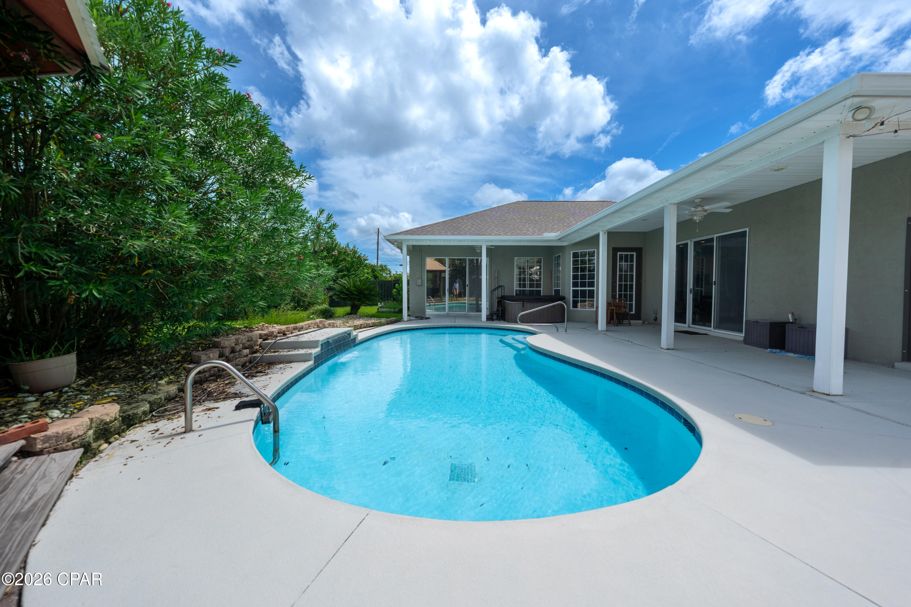 main property photo 60
