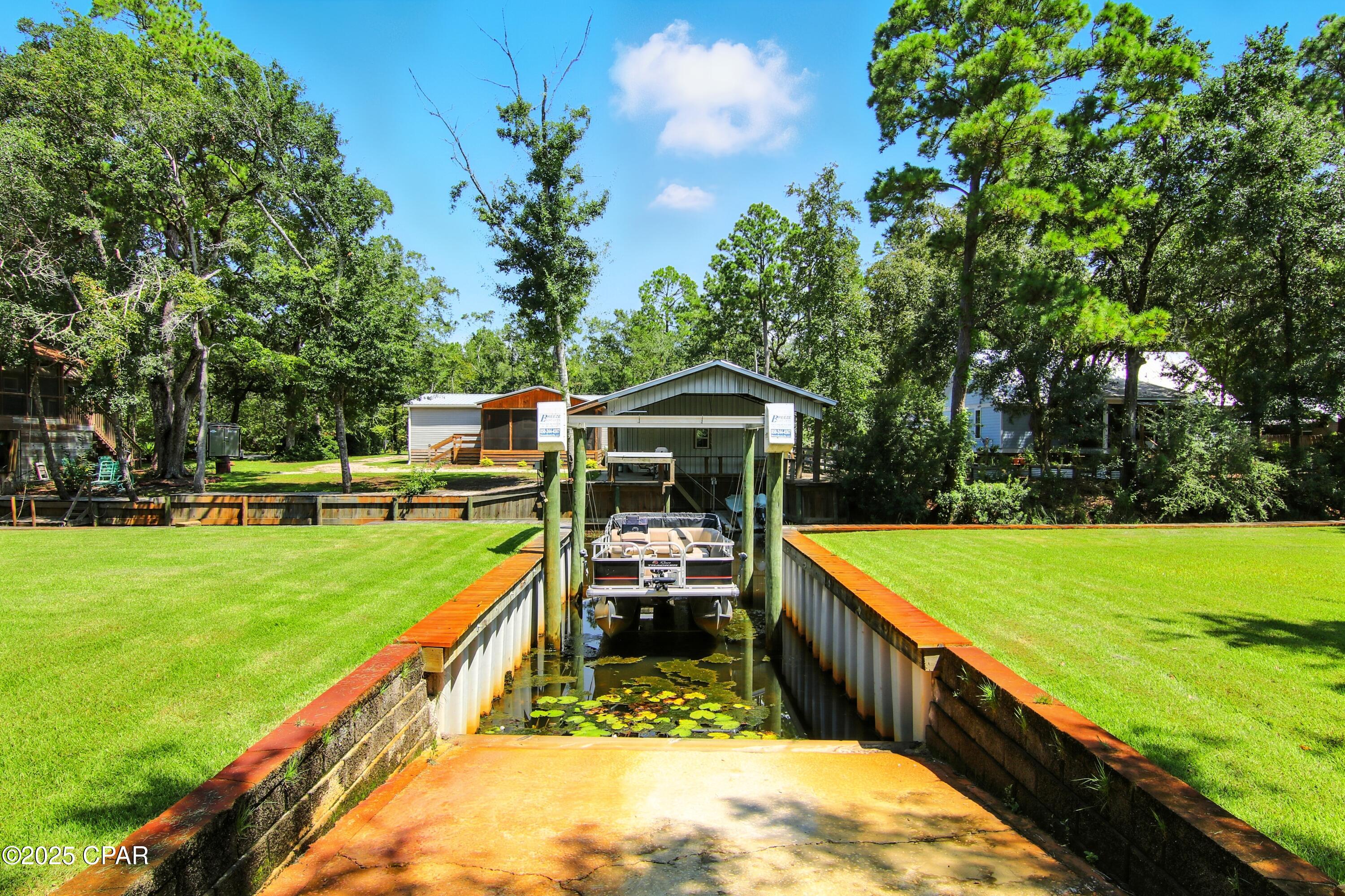 main property photo 41