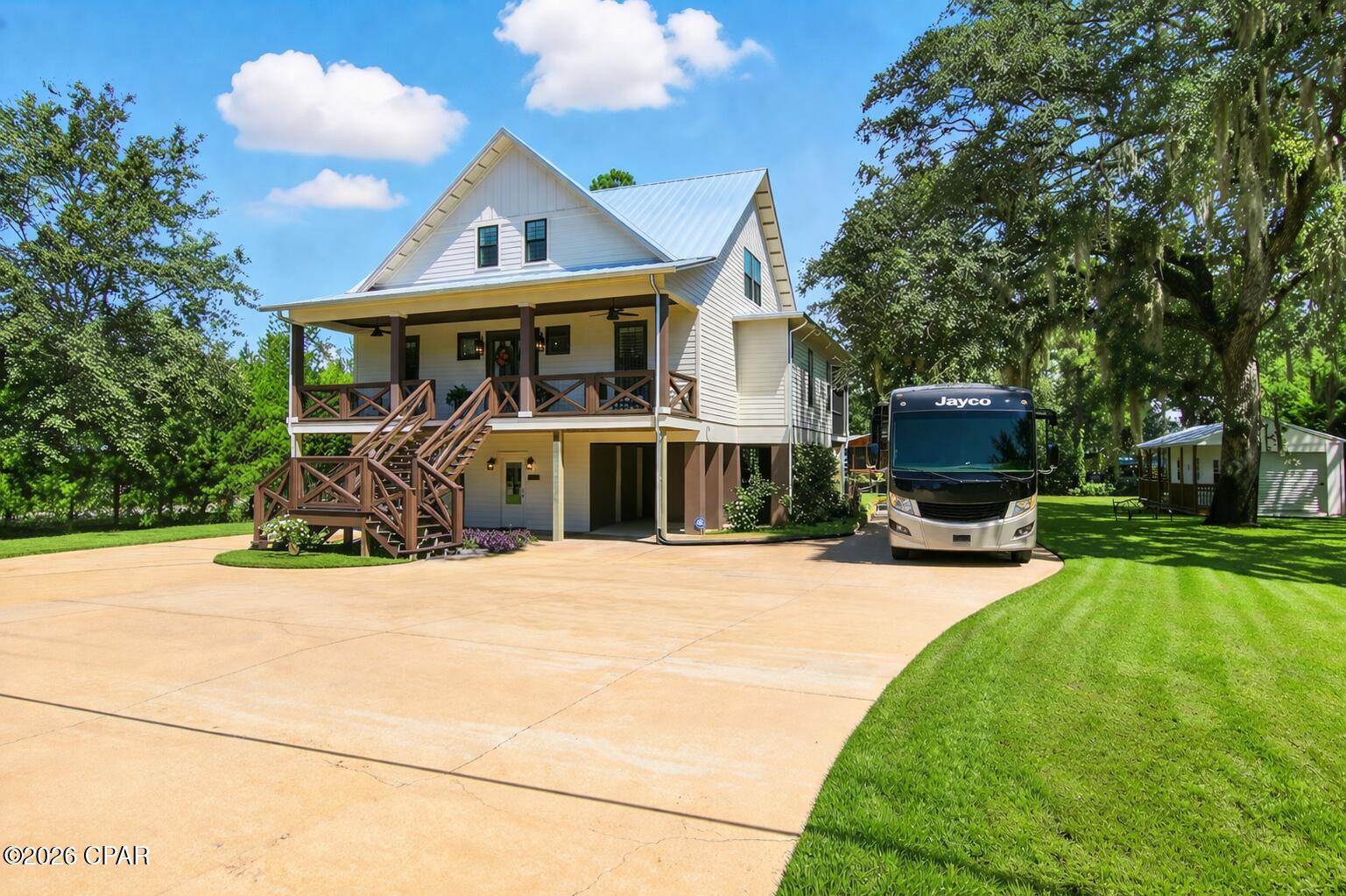 main property photo 7