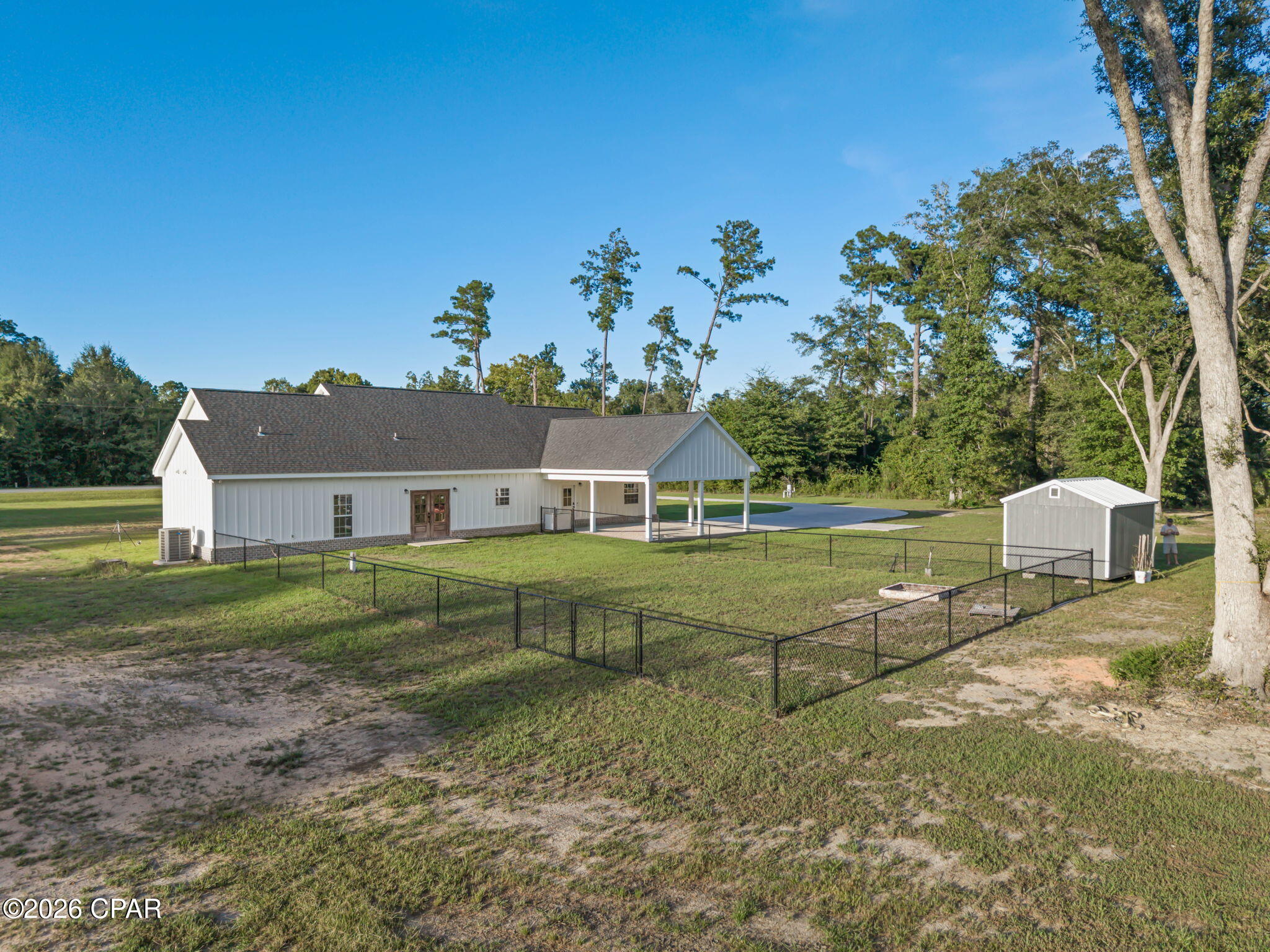 main property photo 29