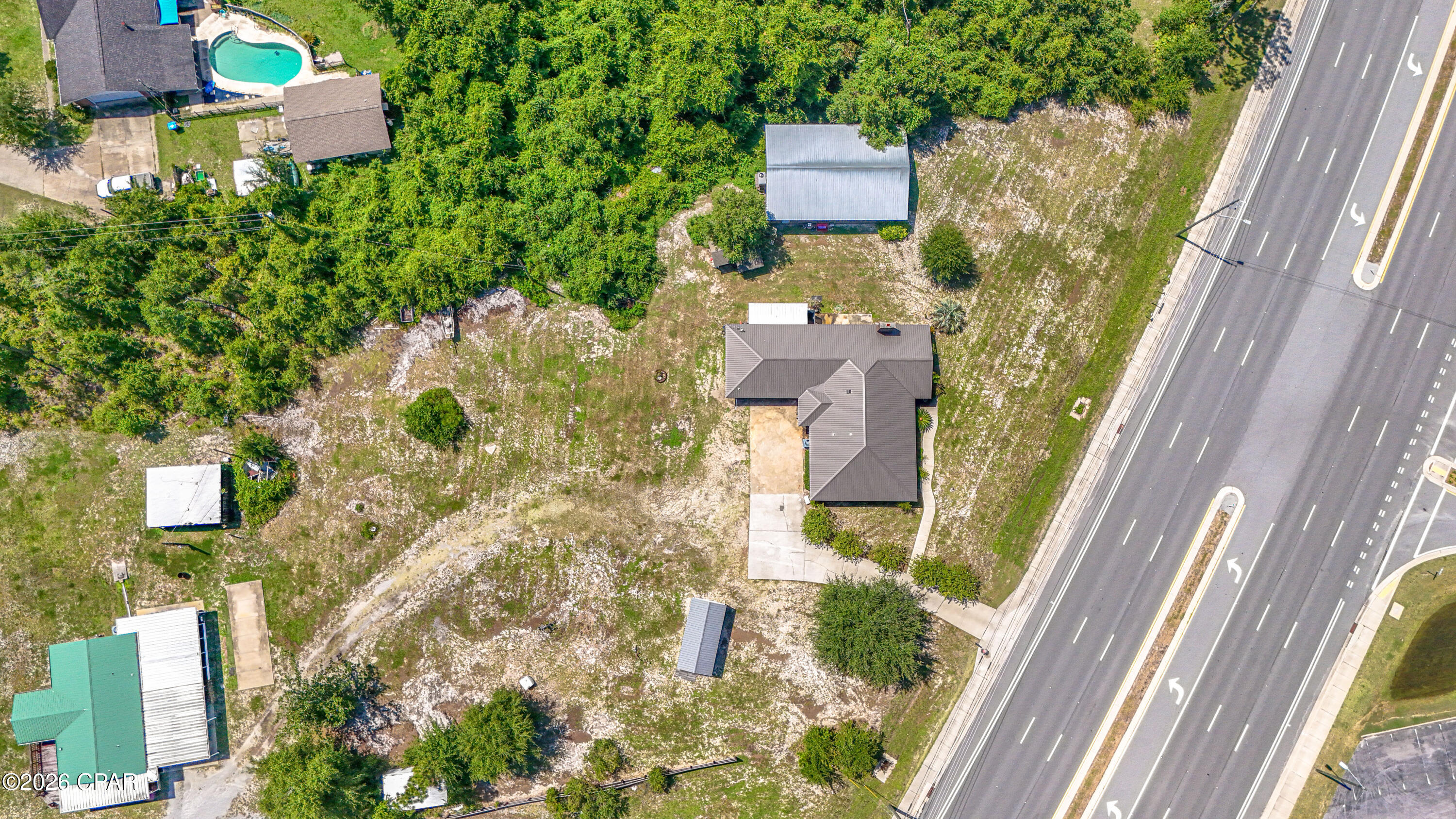 main property photo 15