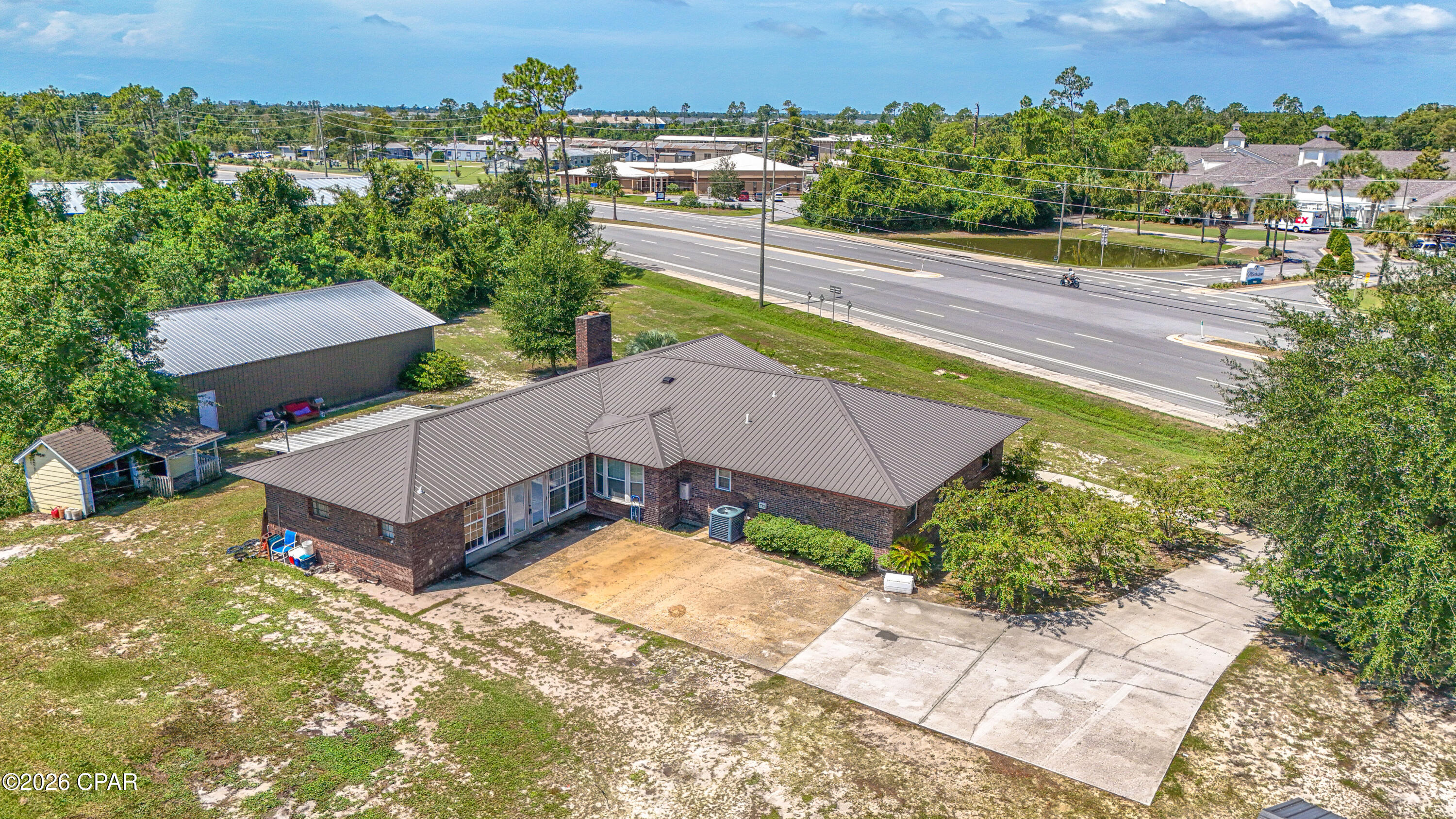 main property photo 18