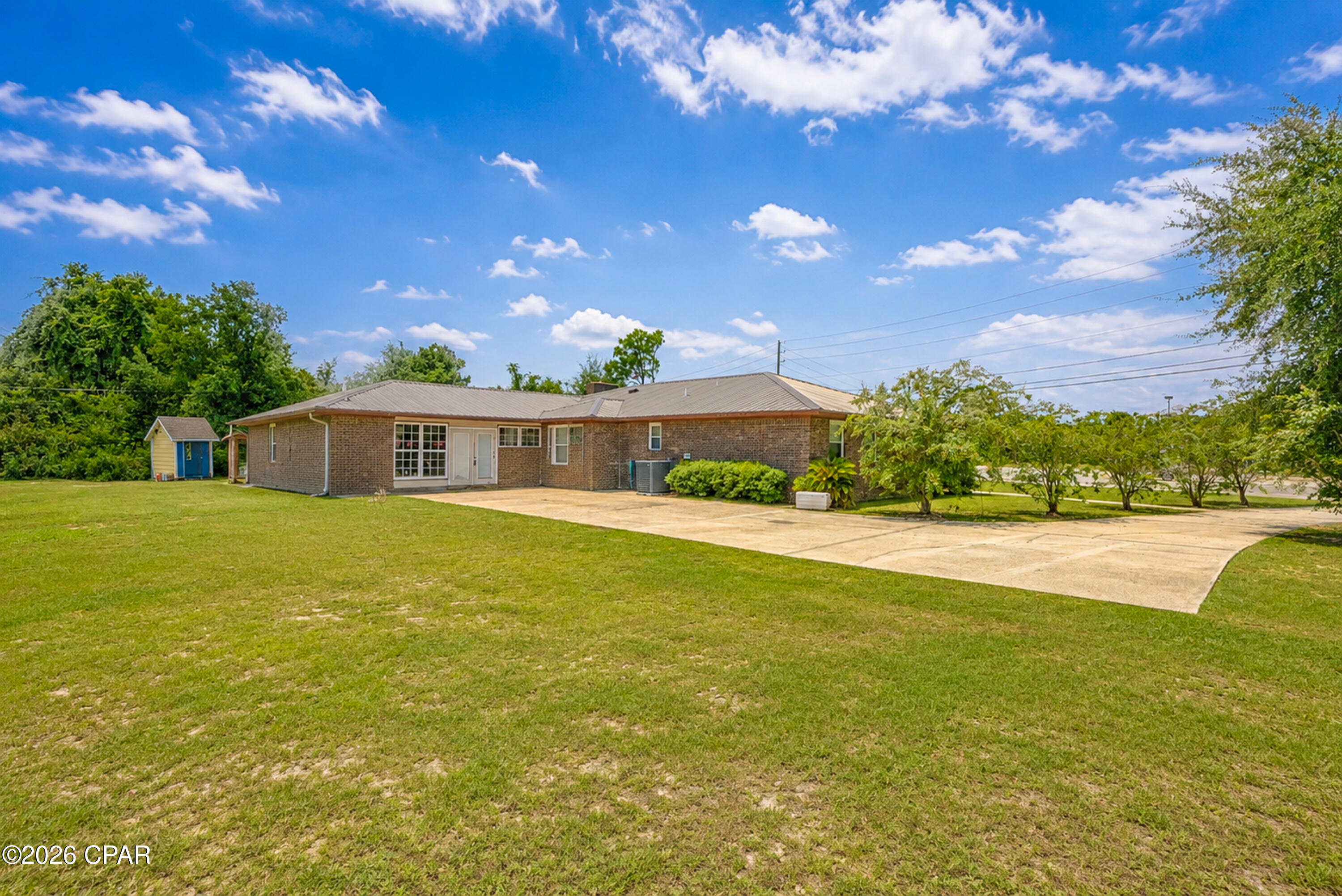 main property photo 19