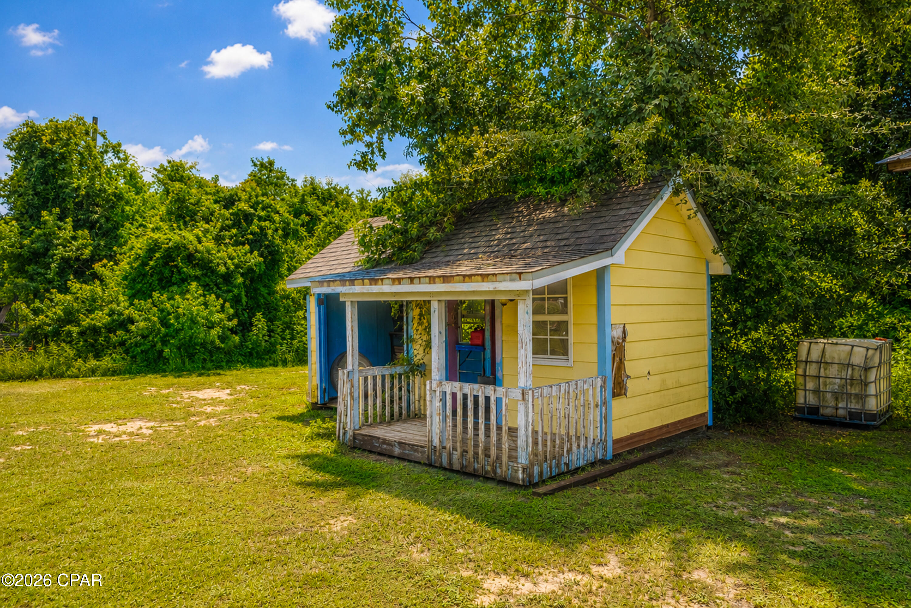 main property photo 31