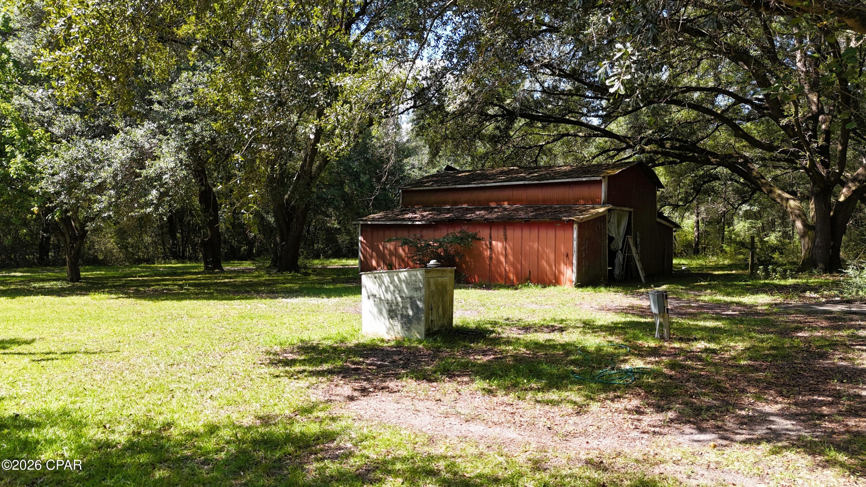 main property photo 20