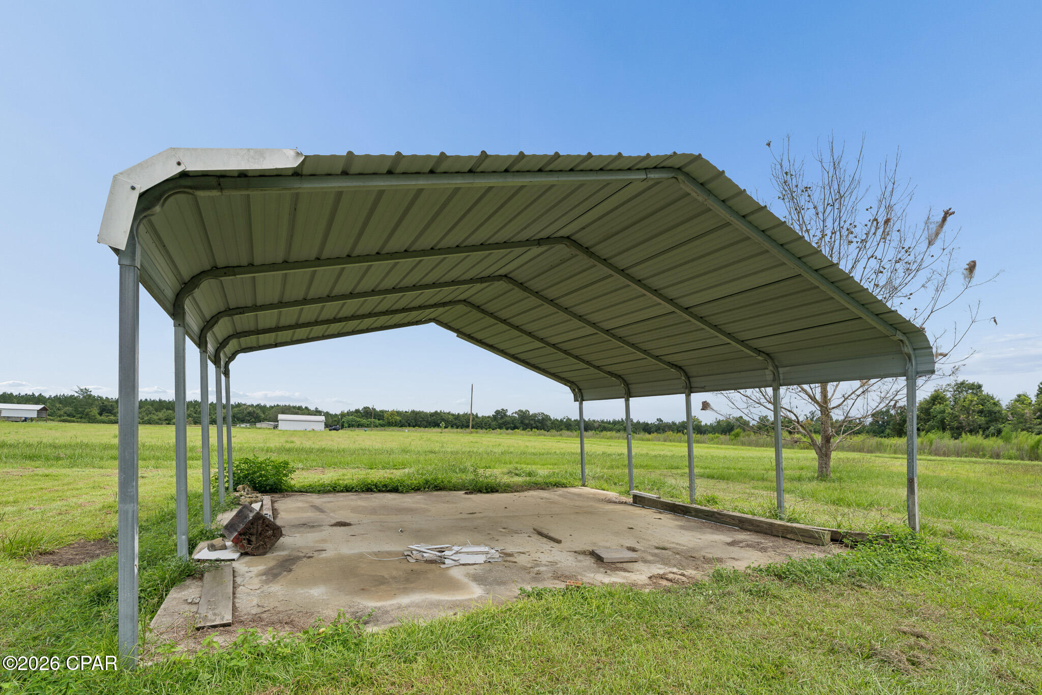 main property photo 18