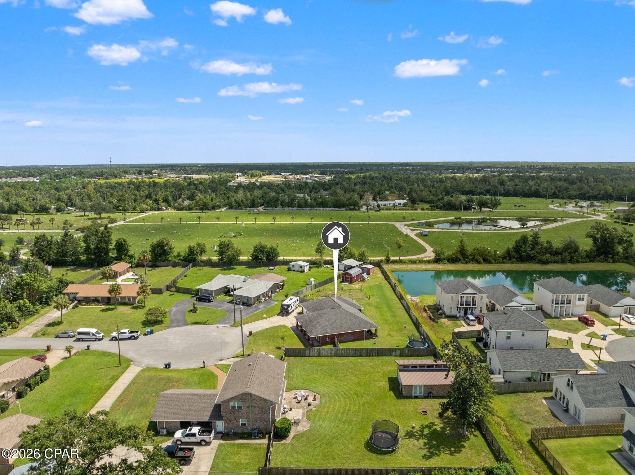 main property photo 40