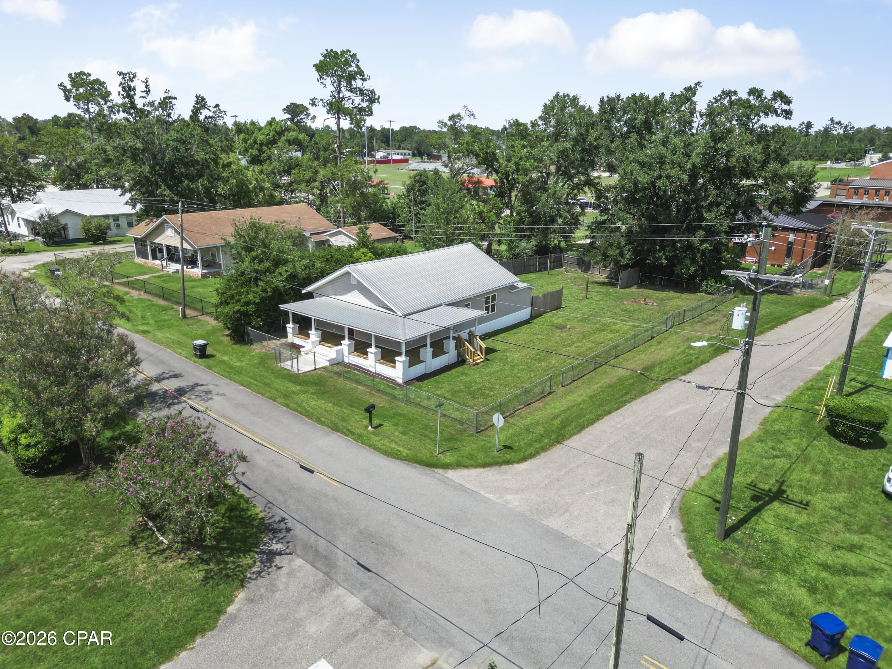 main property photo 29
