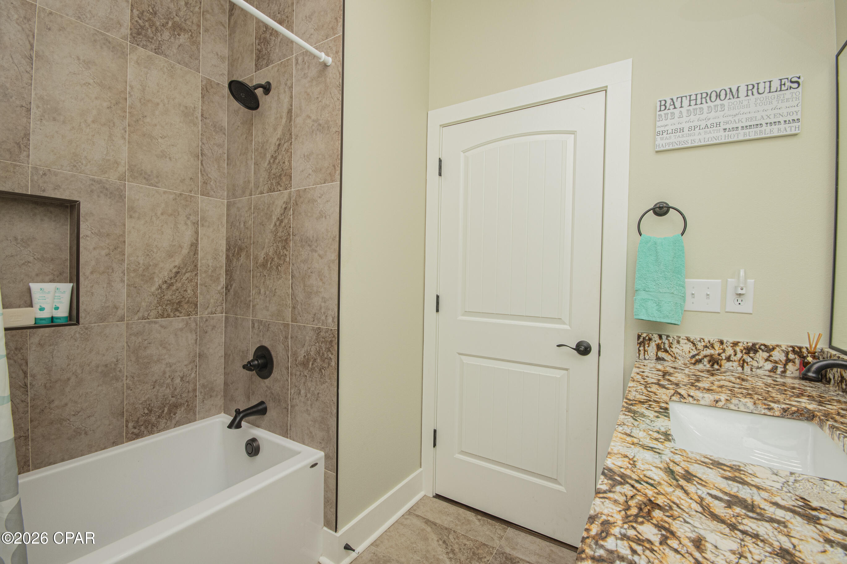 main property photo 78