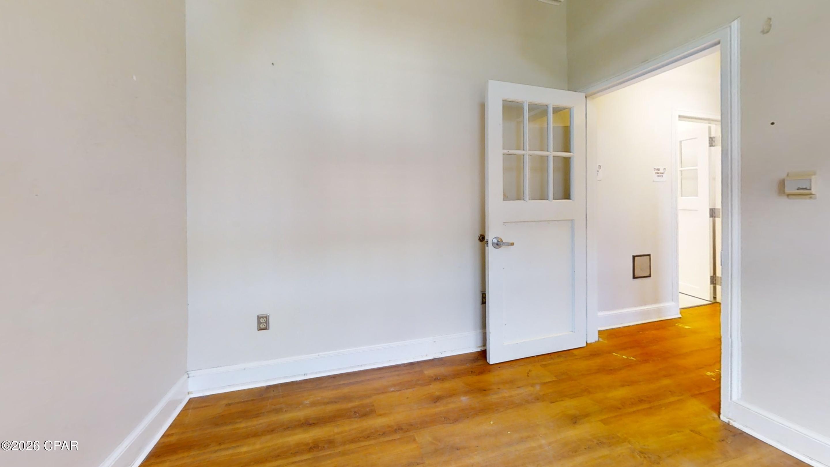 main property photo 78