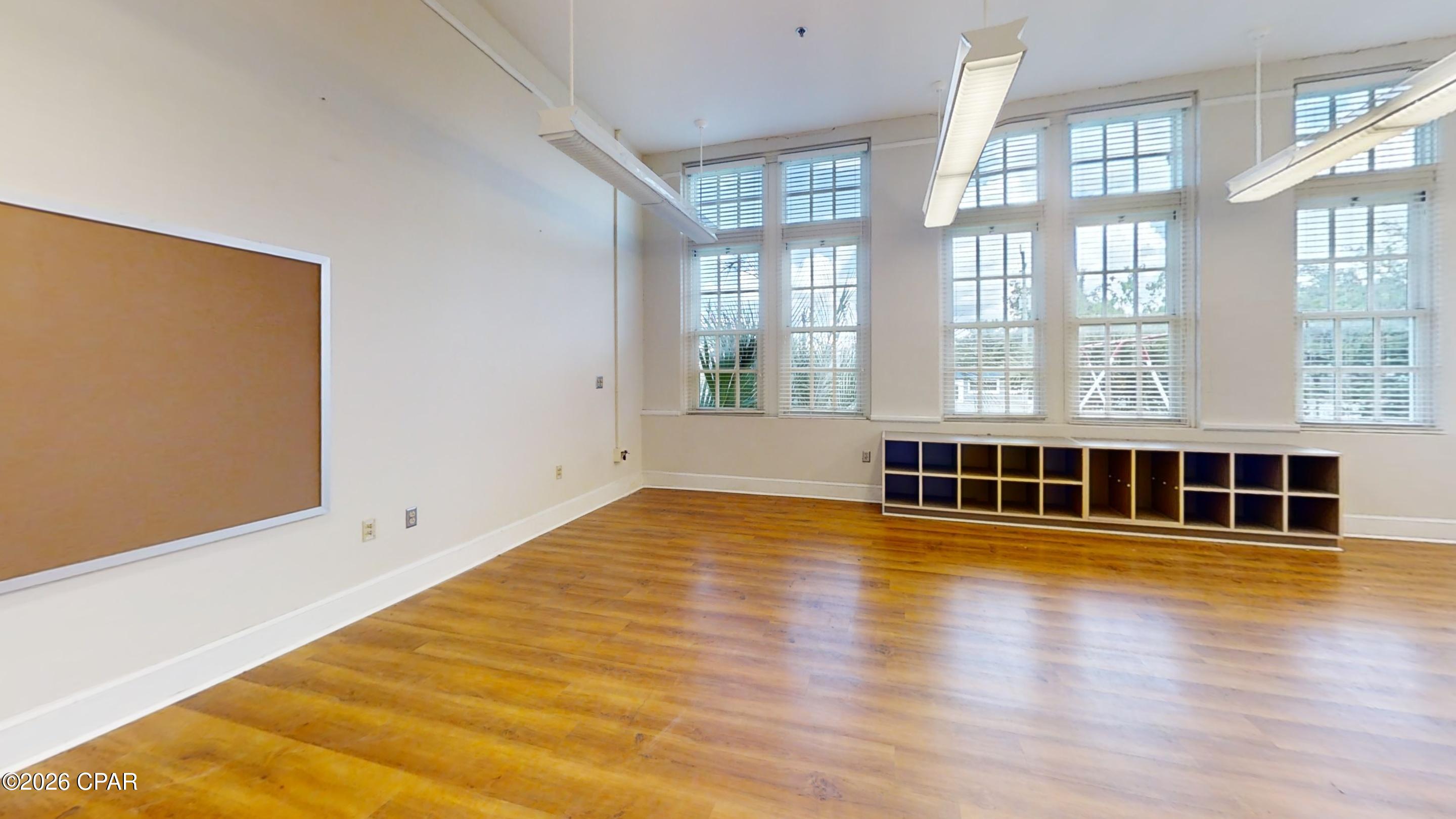 main property photo 94