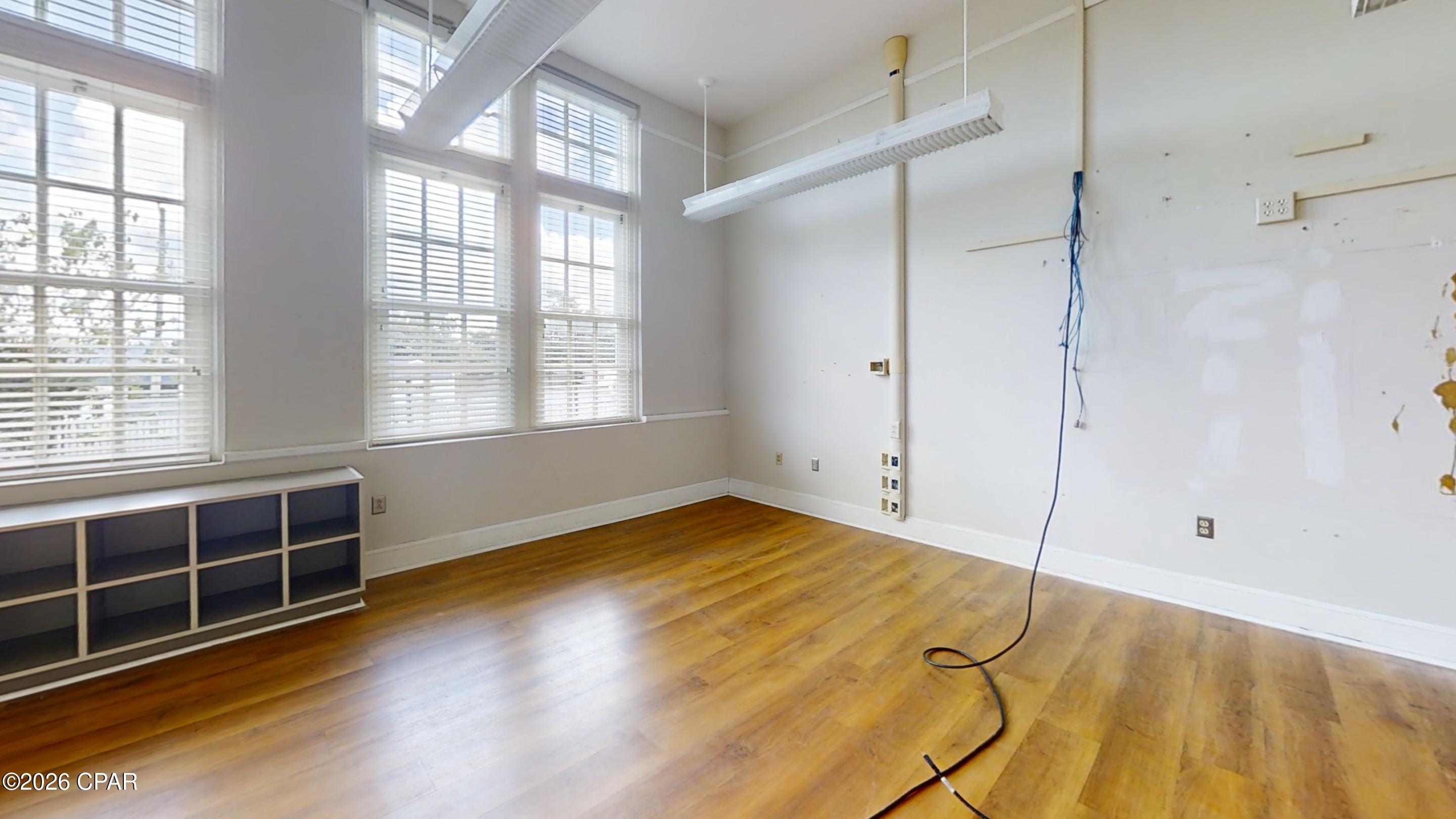 main property photo 98