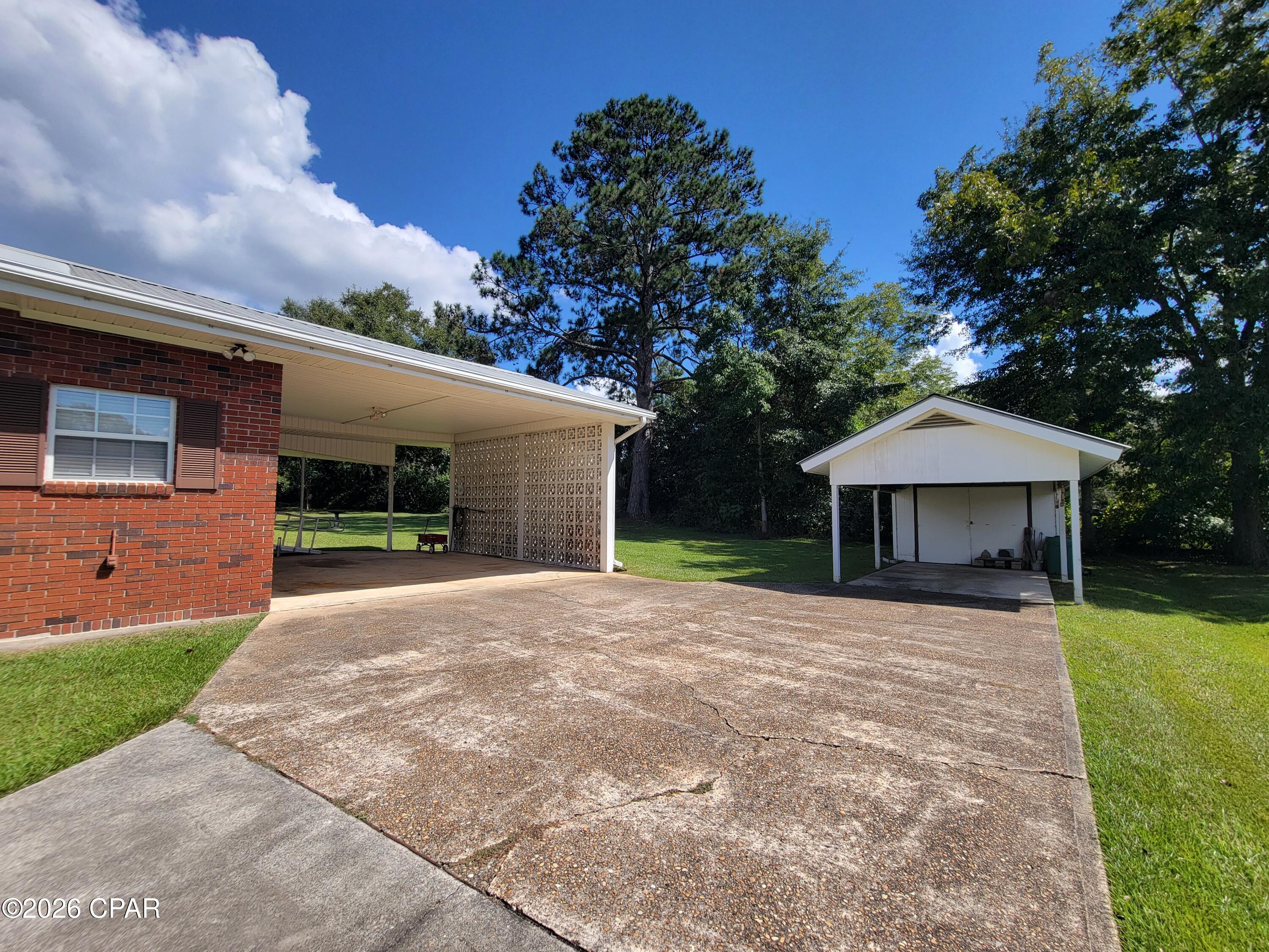 main property photo 27