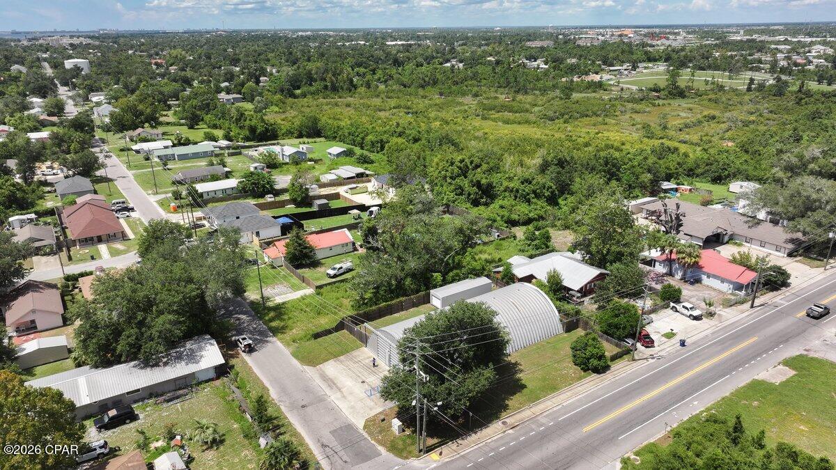 main property photo 30