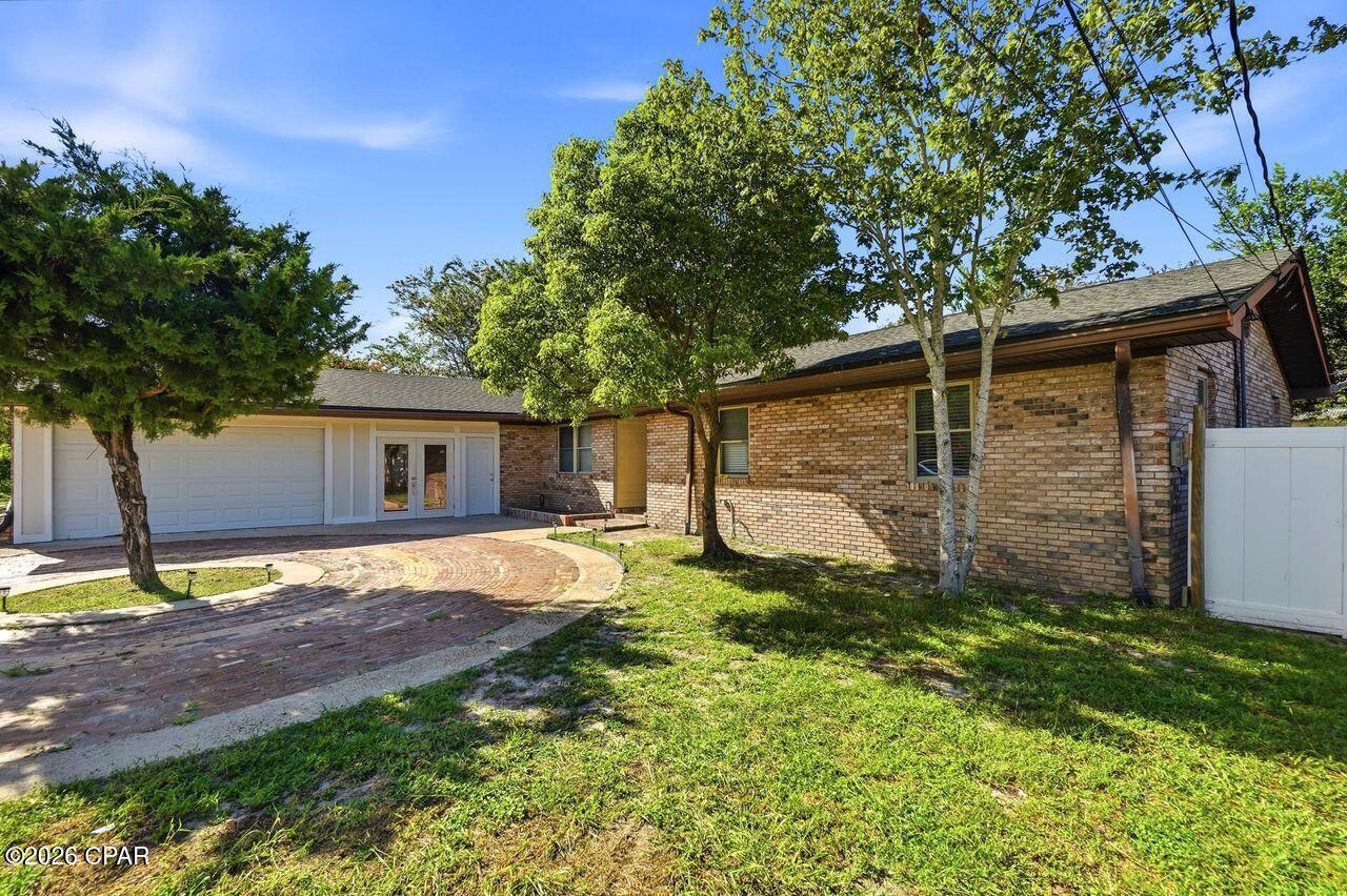 main property photo 41