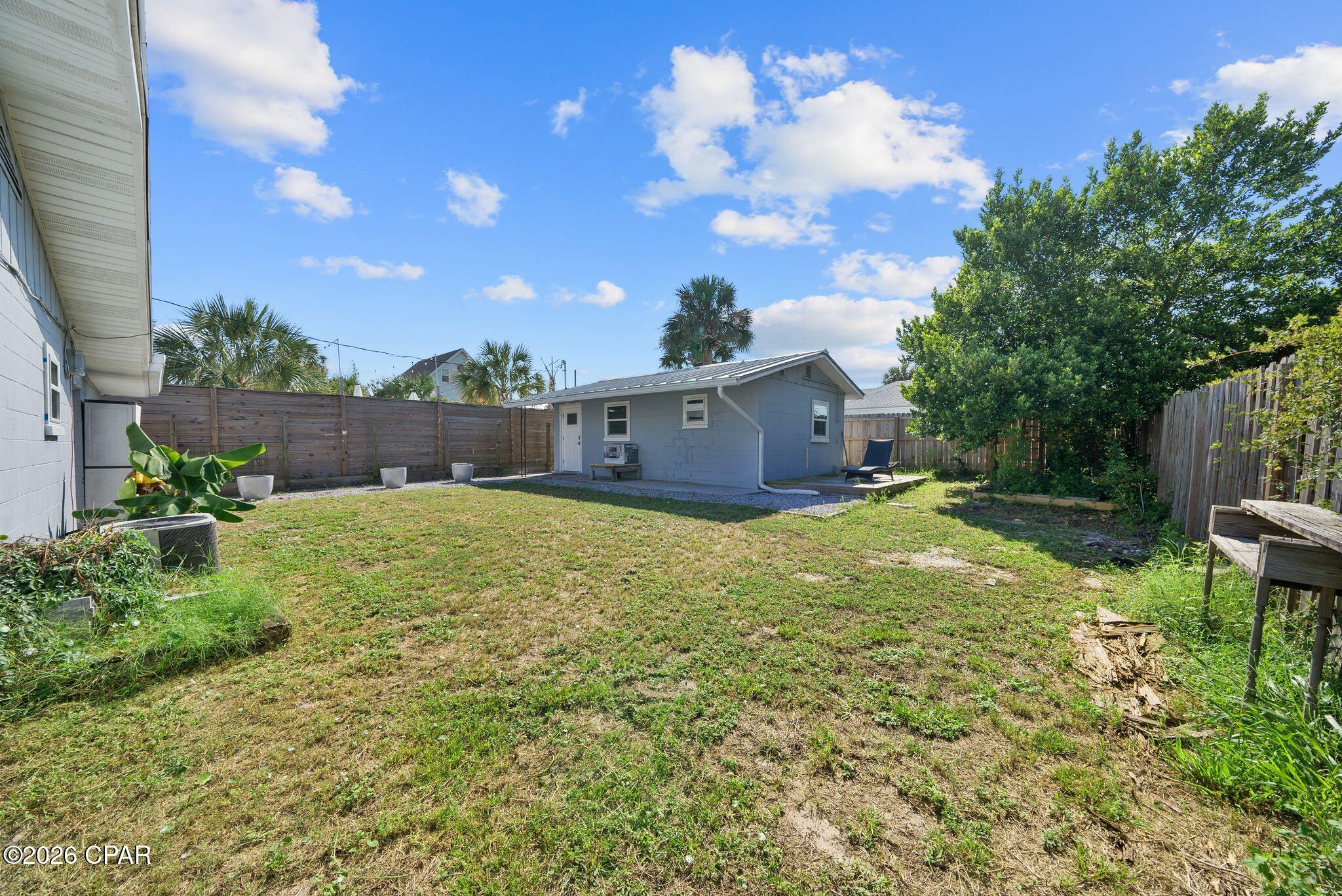 main property photo 29
