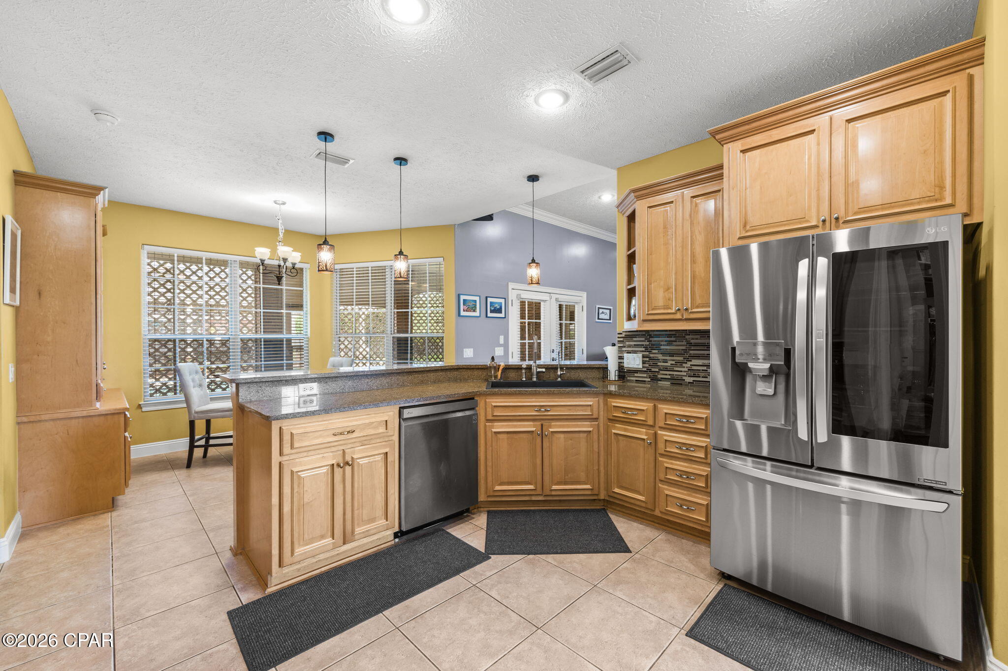 main property photo 17