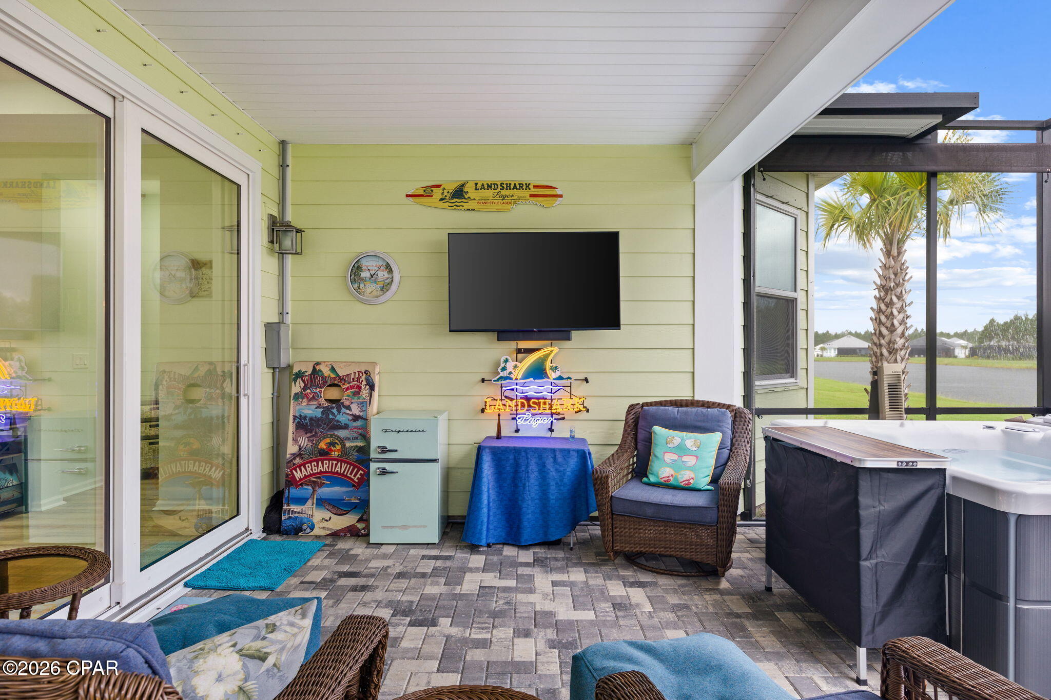 main property photo 40