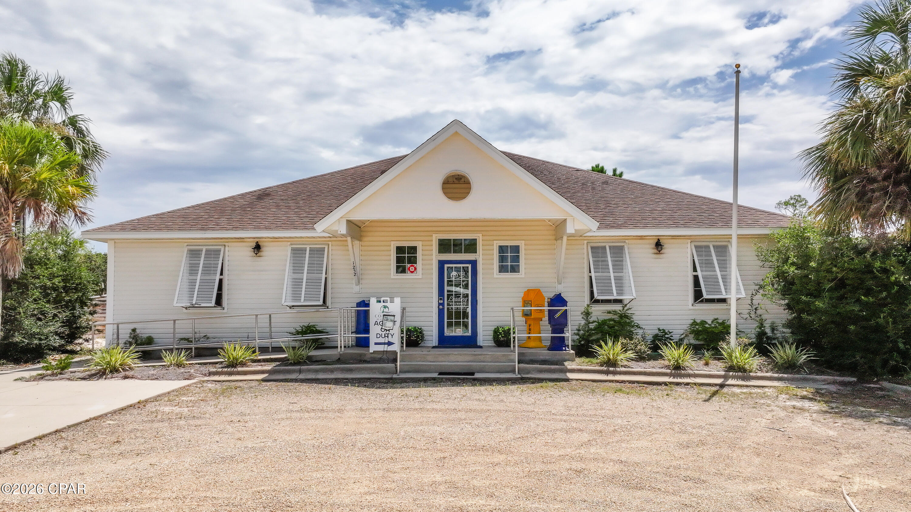 main property photo 36