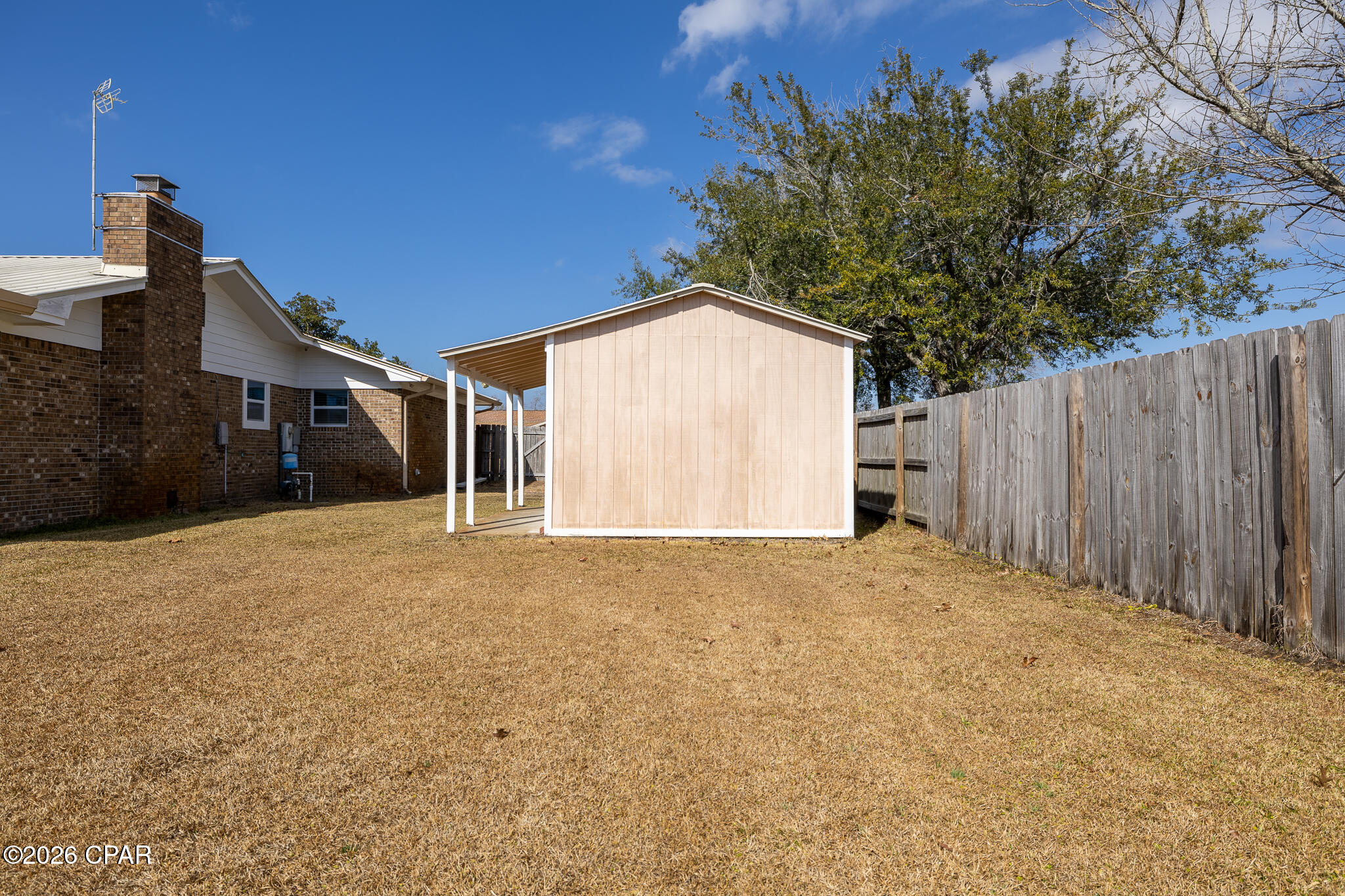 main property photo 25