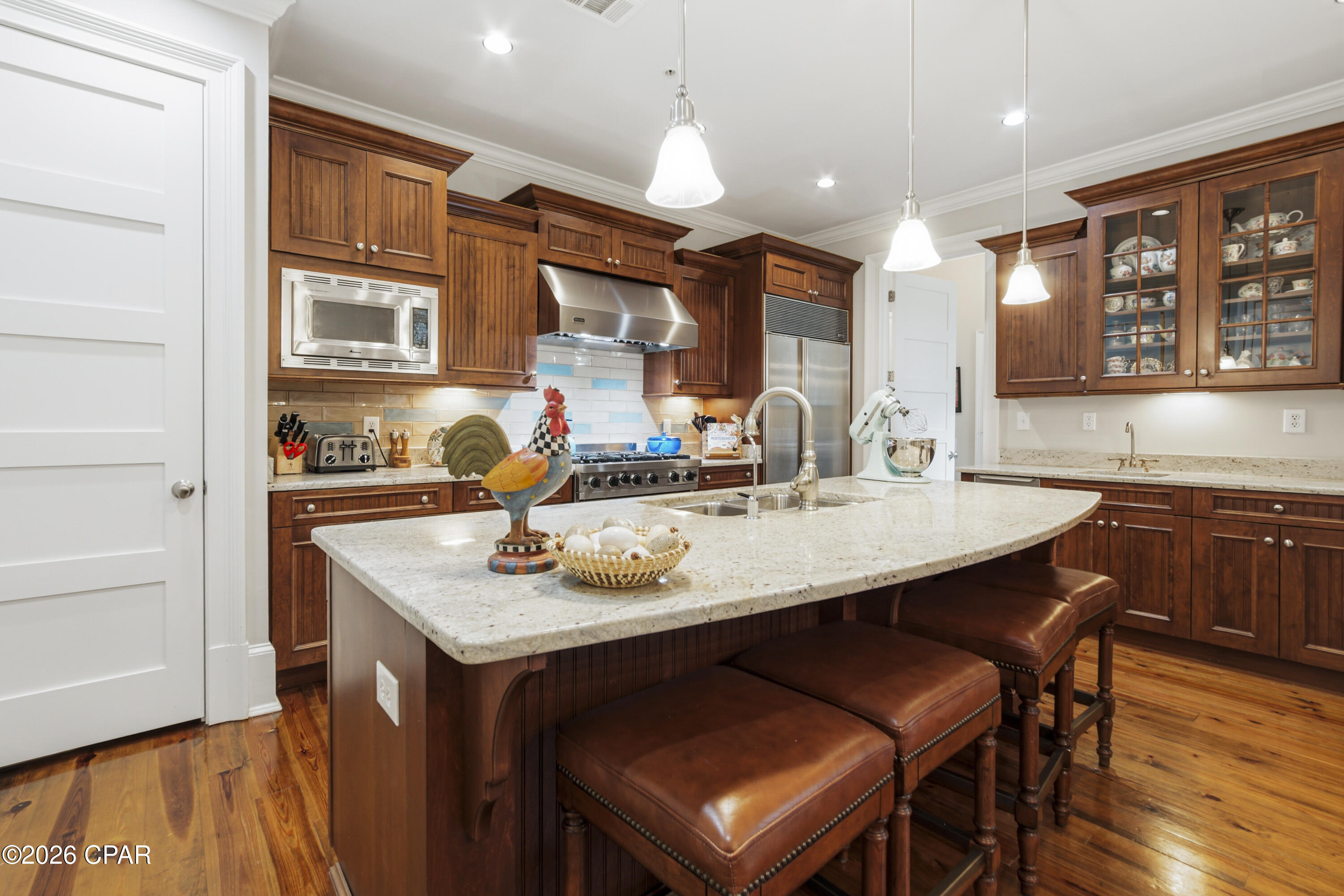 main property photo 14
