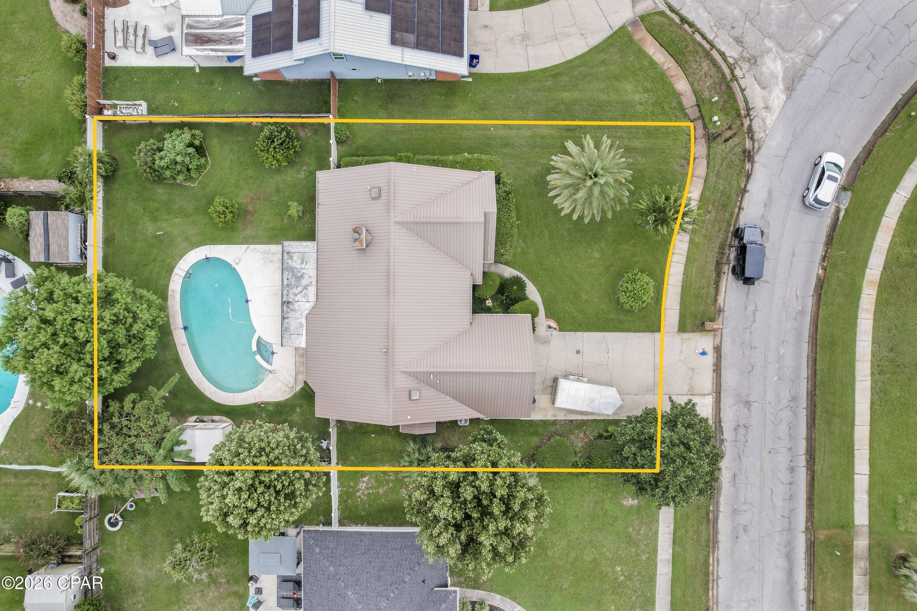 main property photo 9