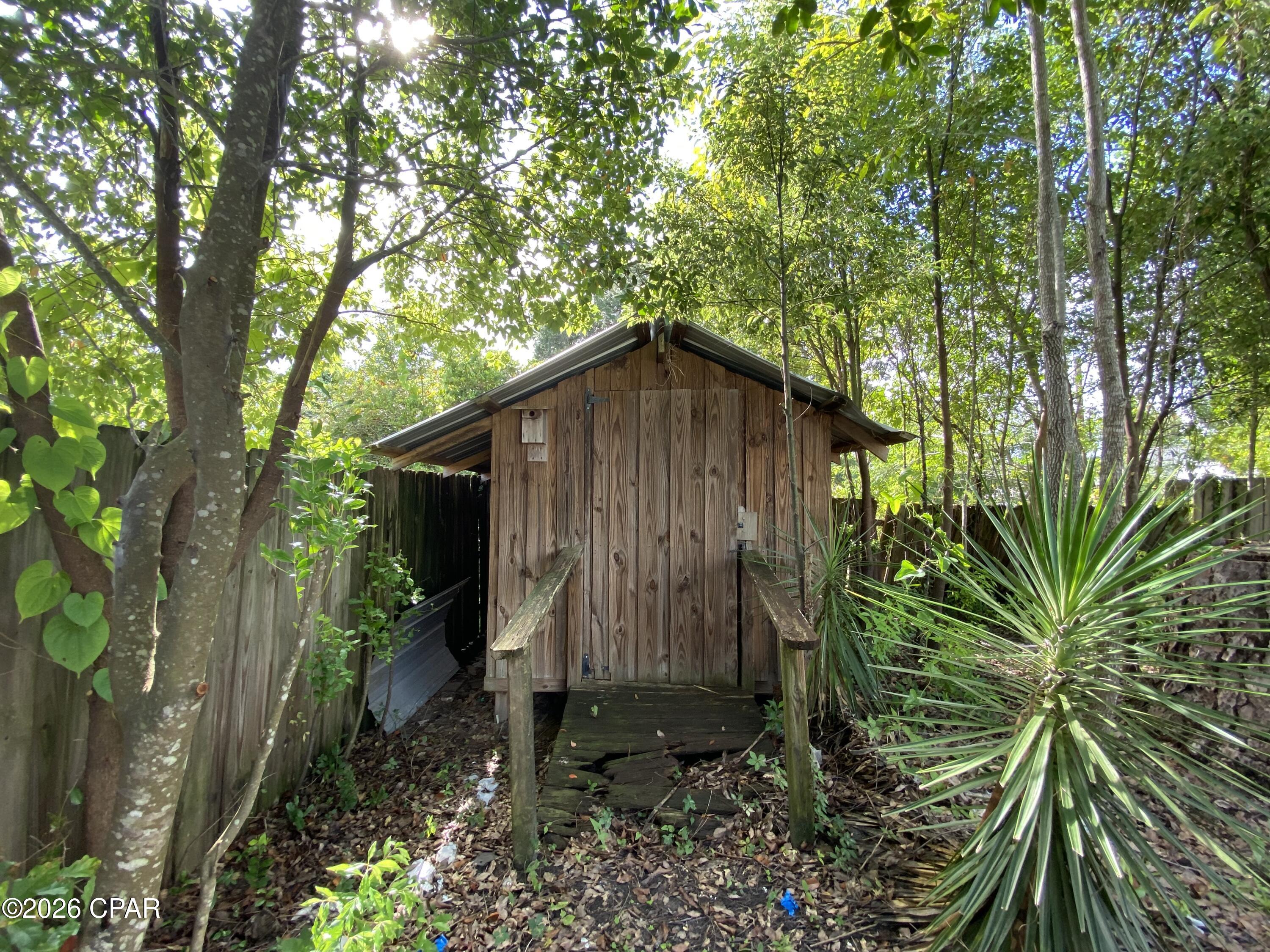 main property photo 46