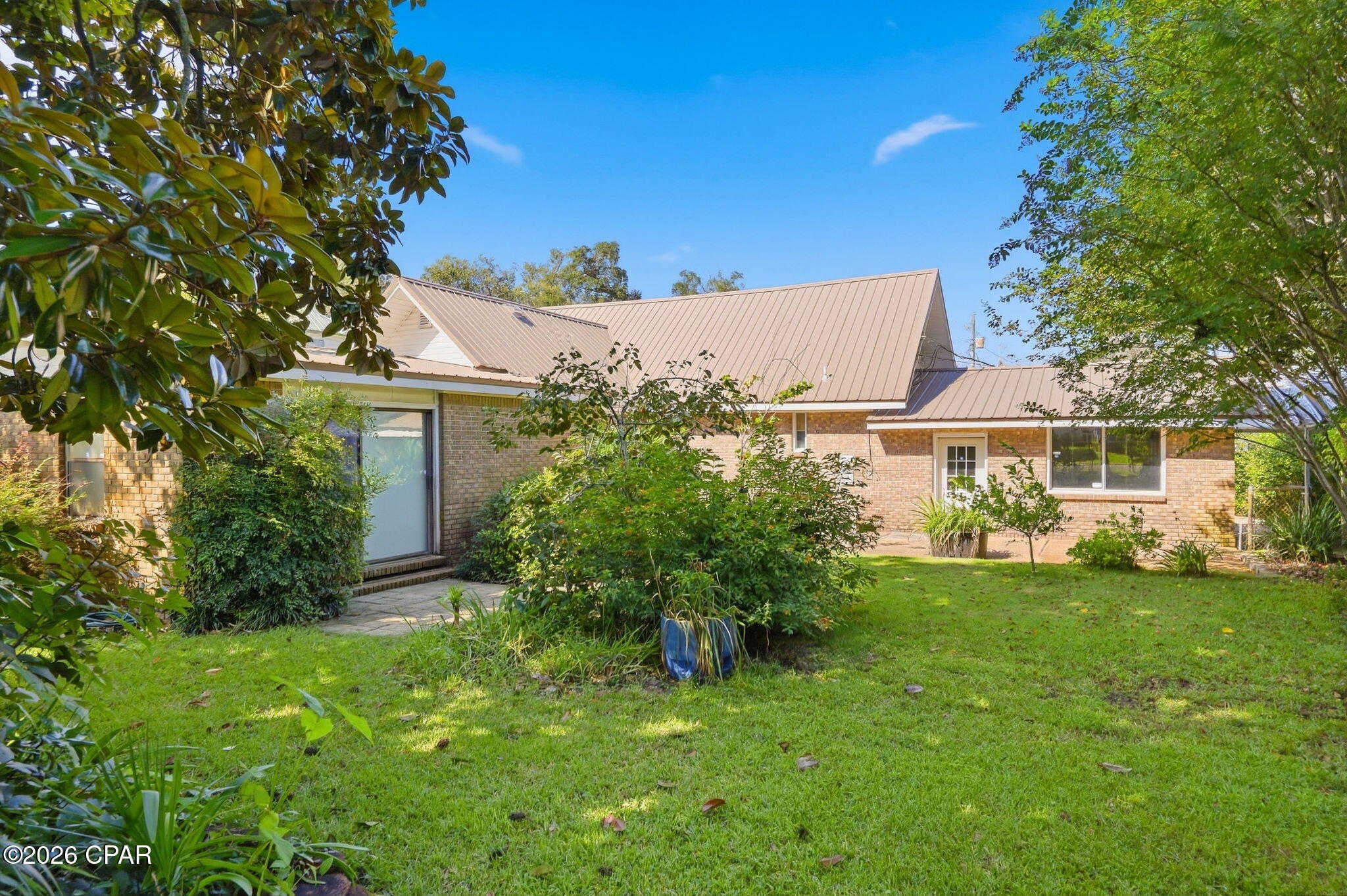 main property photo 21