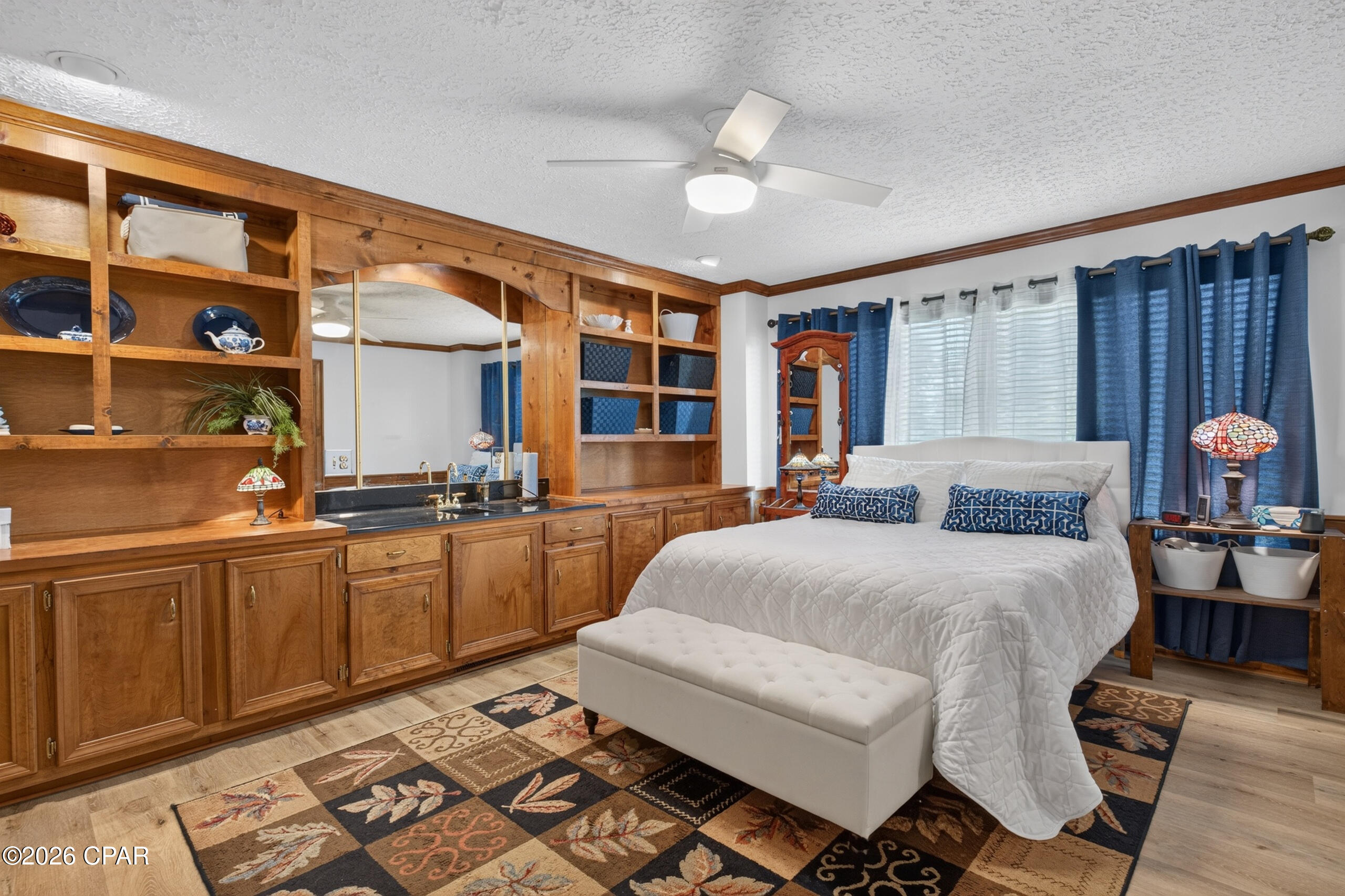 main property photo 25