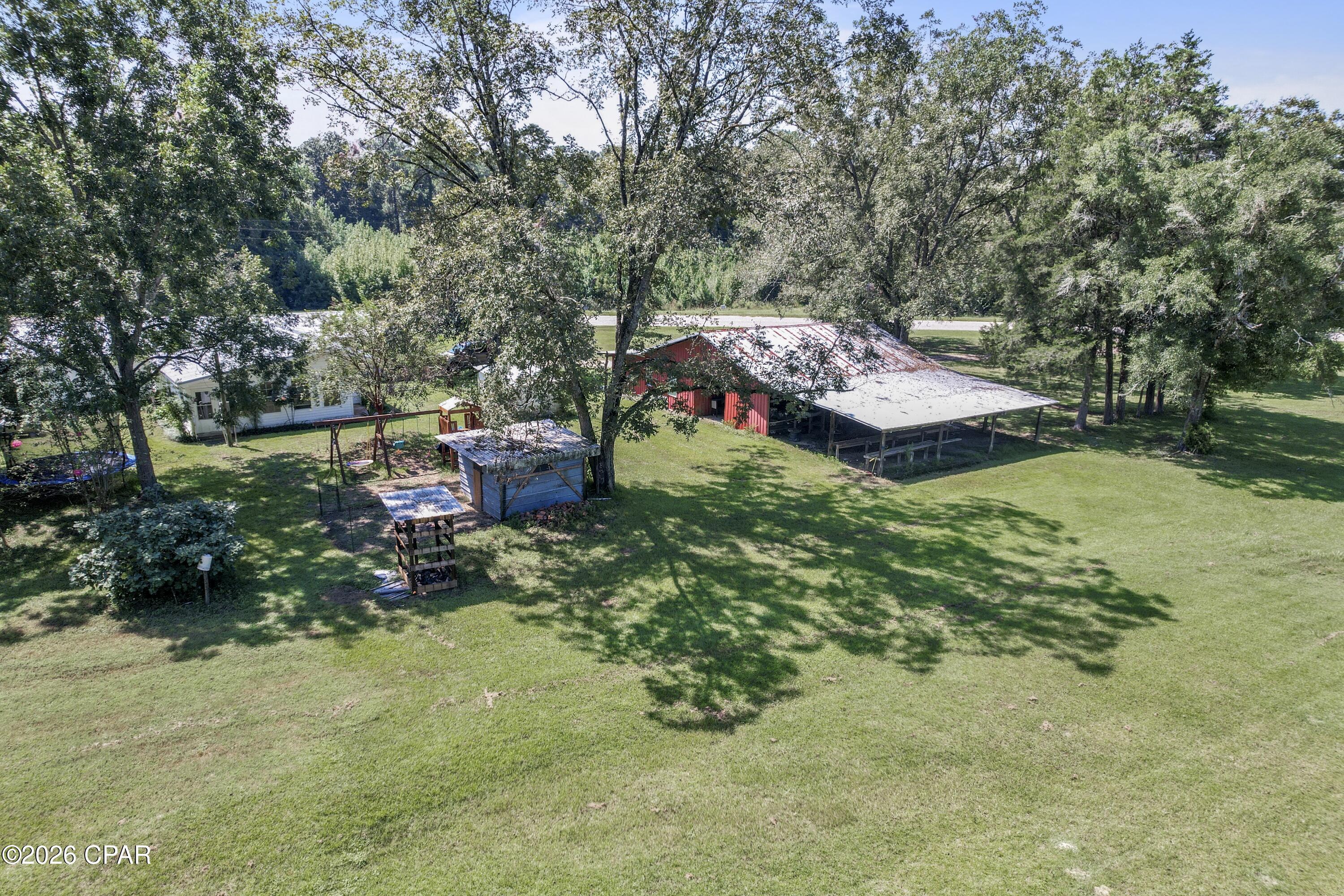 main property photo 11