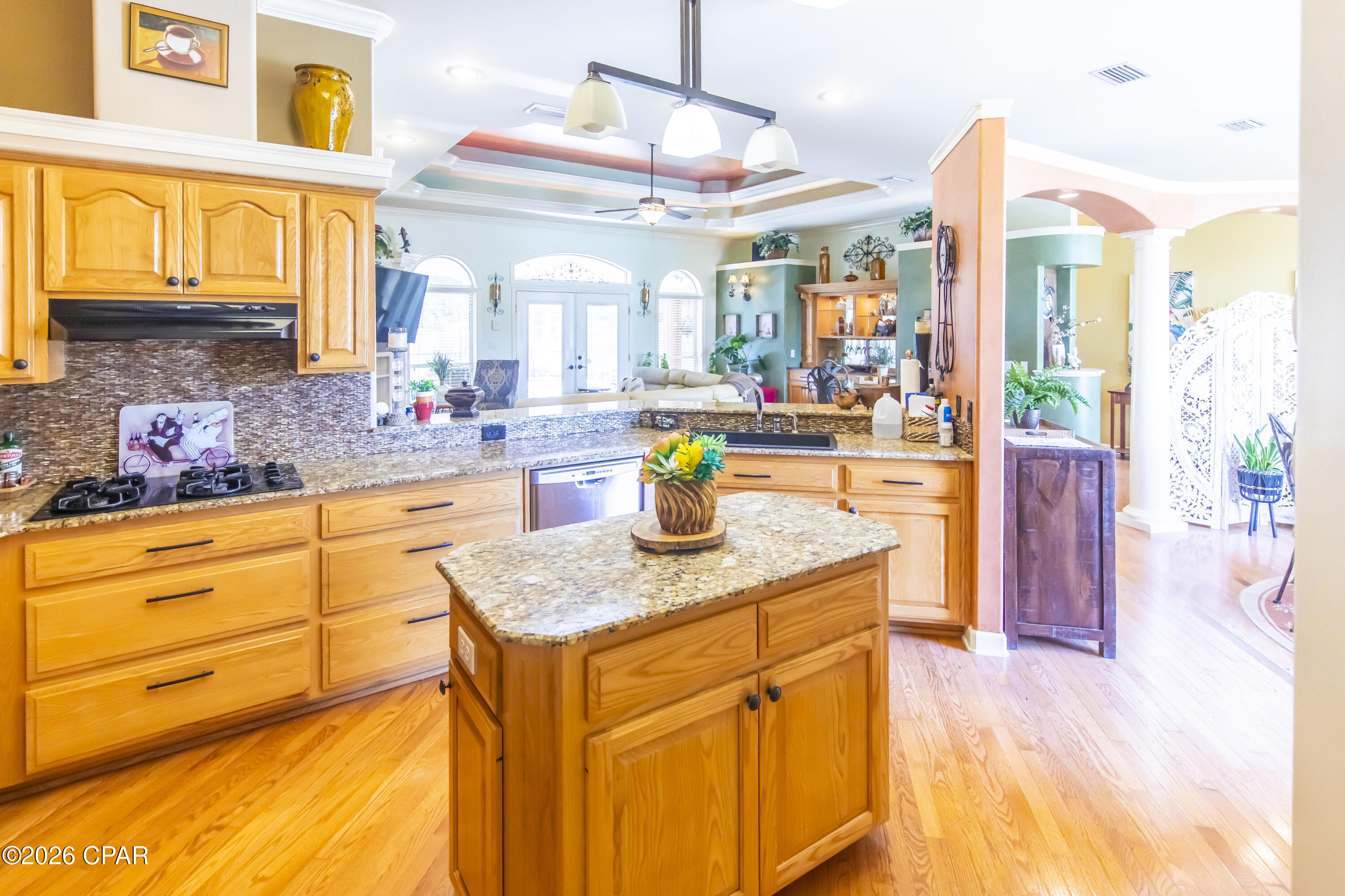 main property photo 13