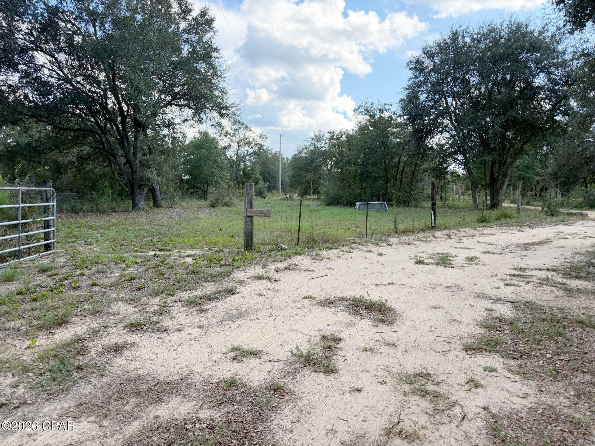 main property photo 37