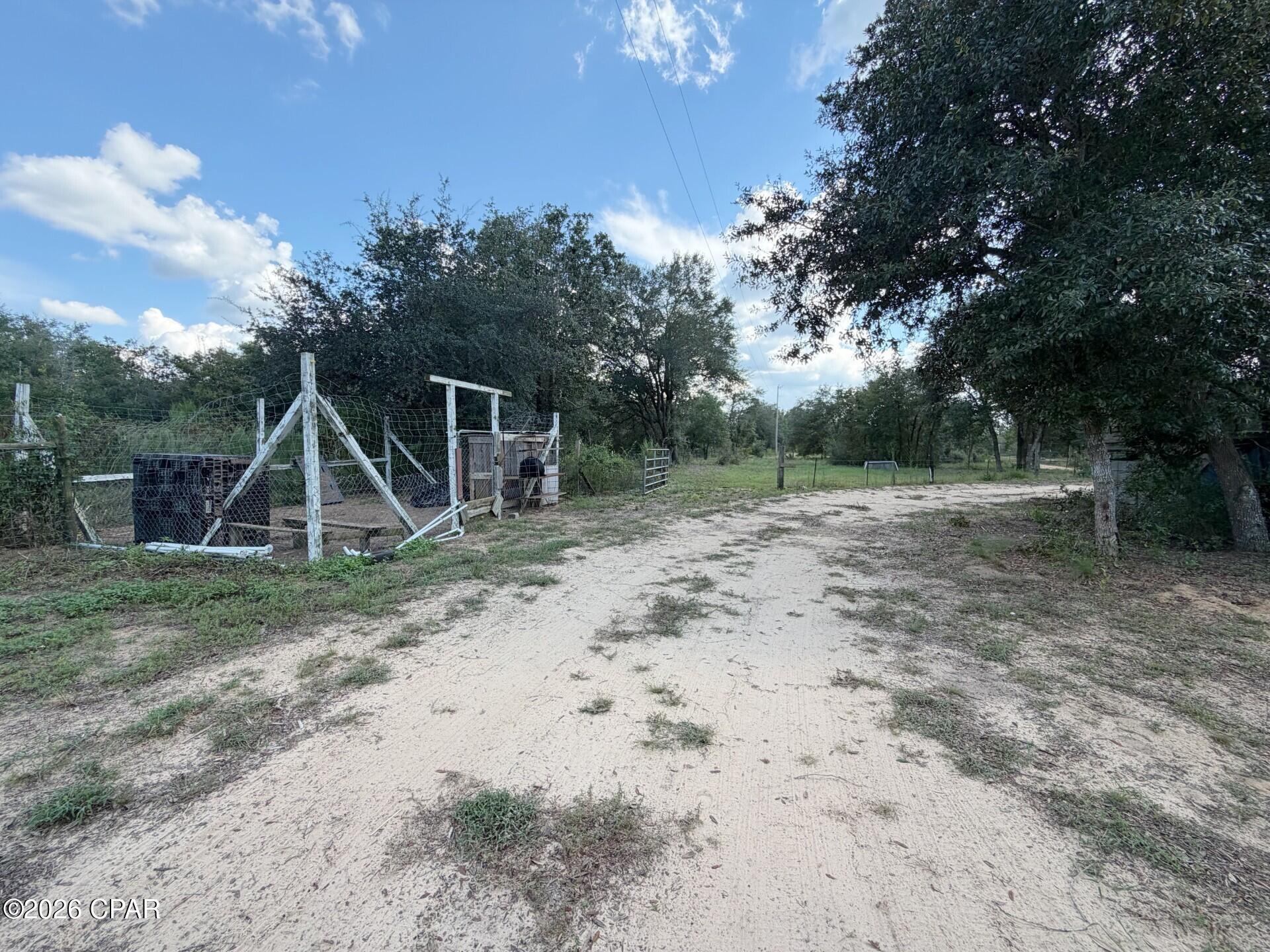 main property photo 38