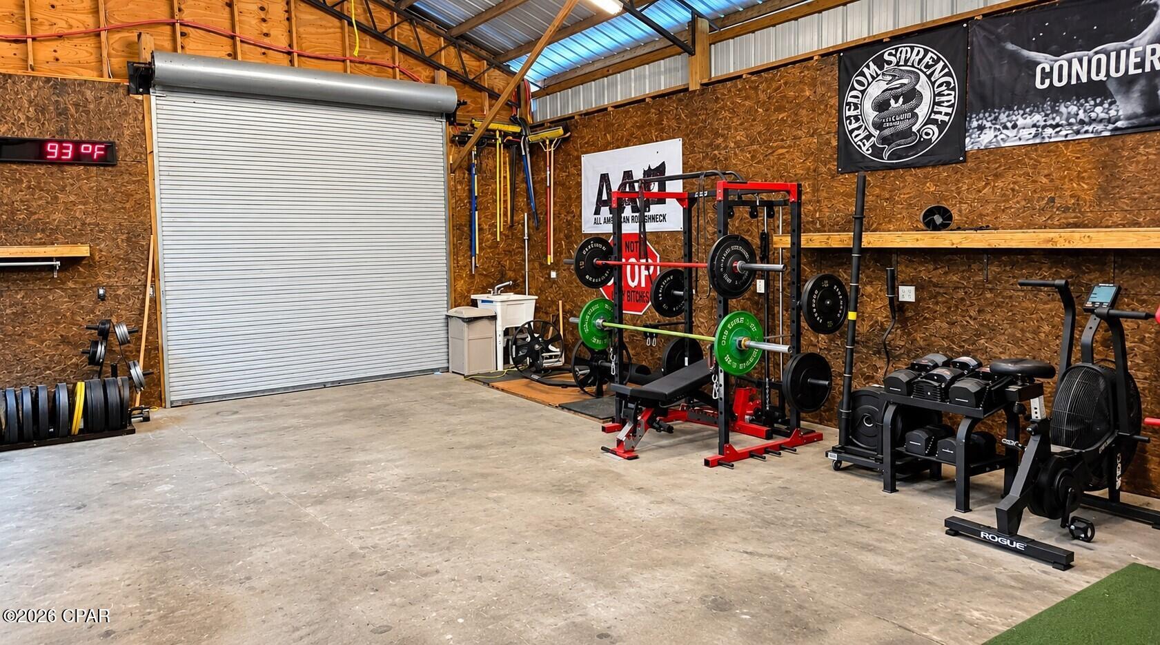 main property photo 16