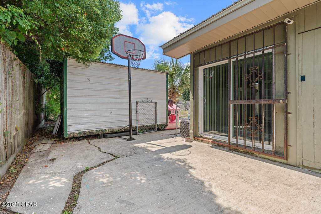 main property photo 26
