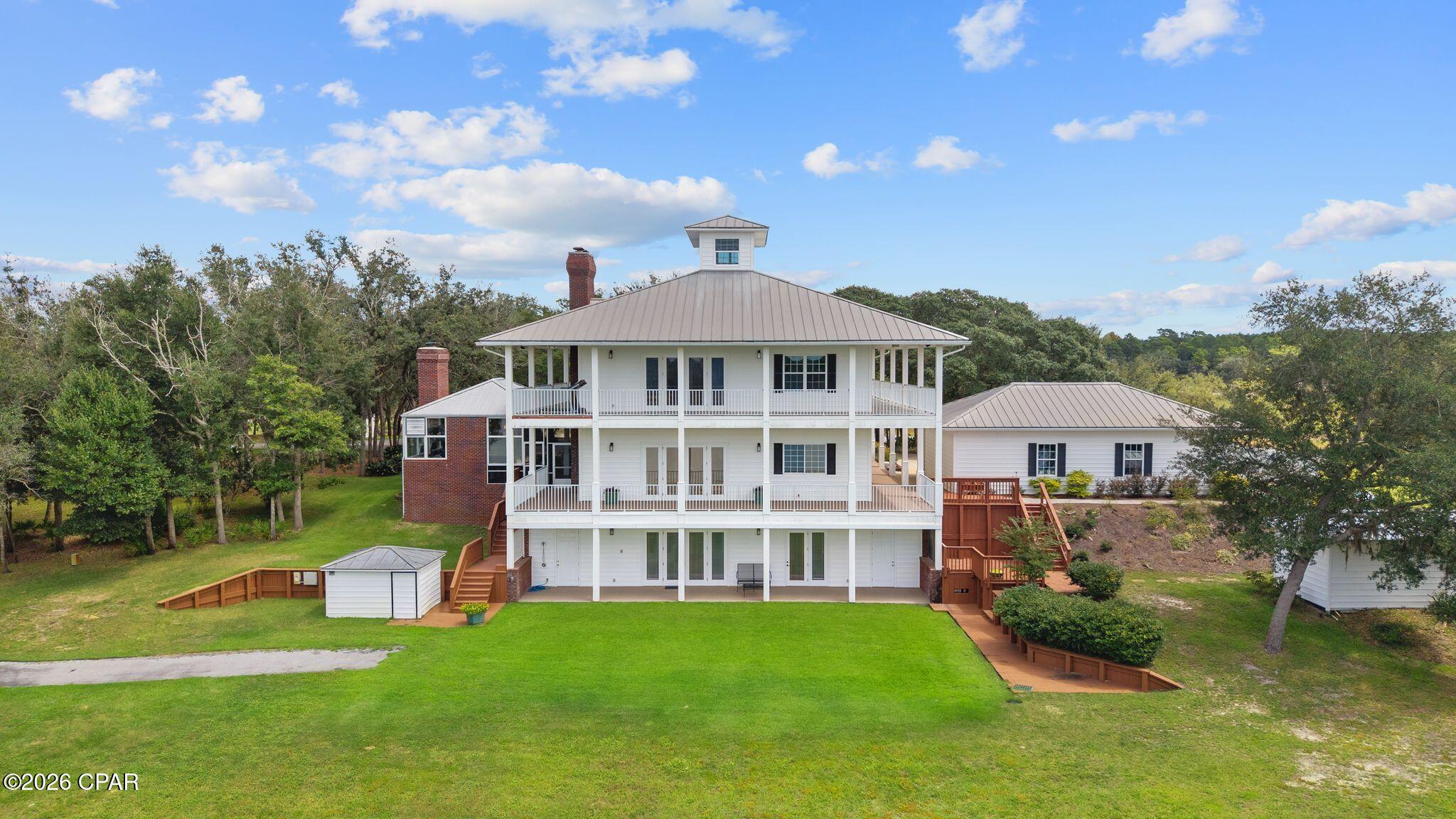 main property photo 10