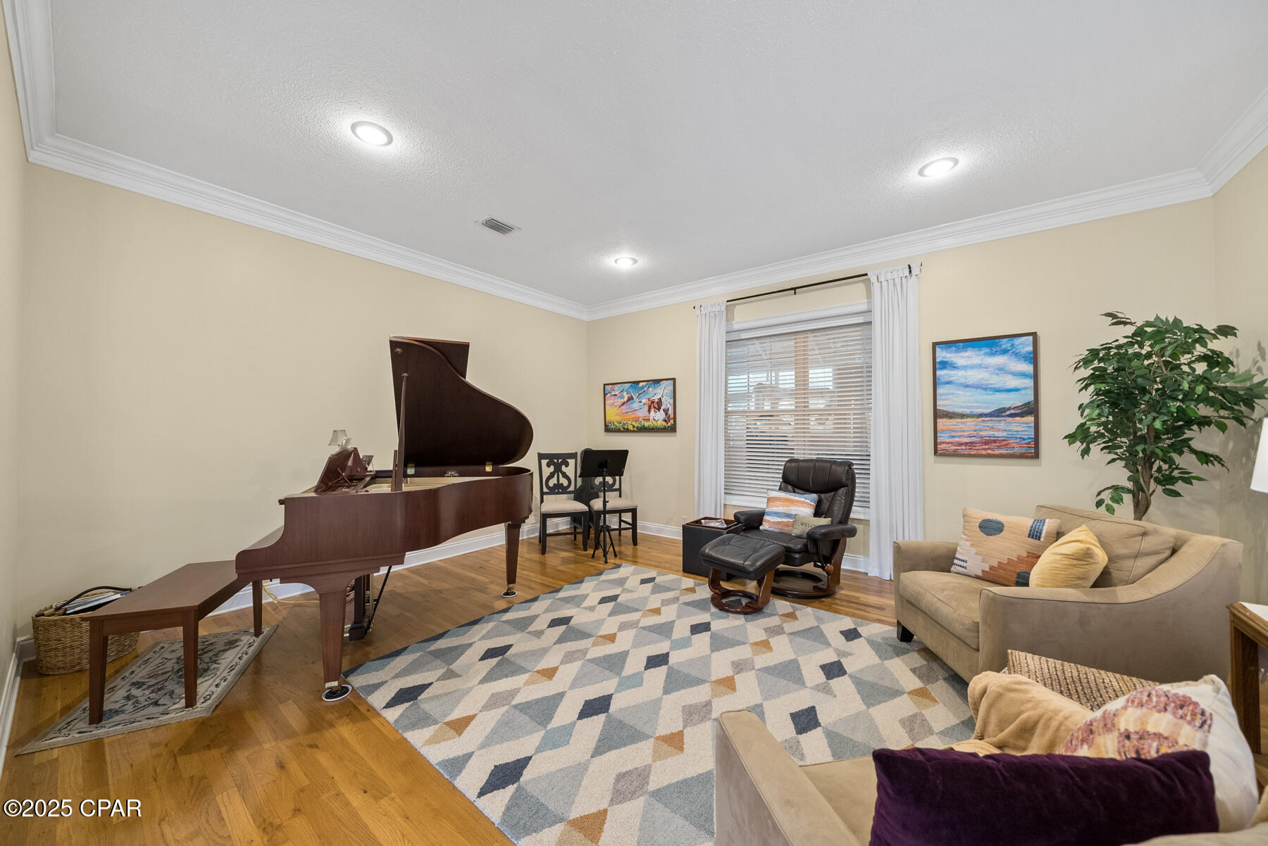 main property photo 59