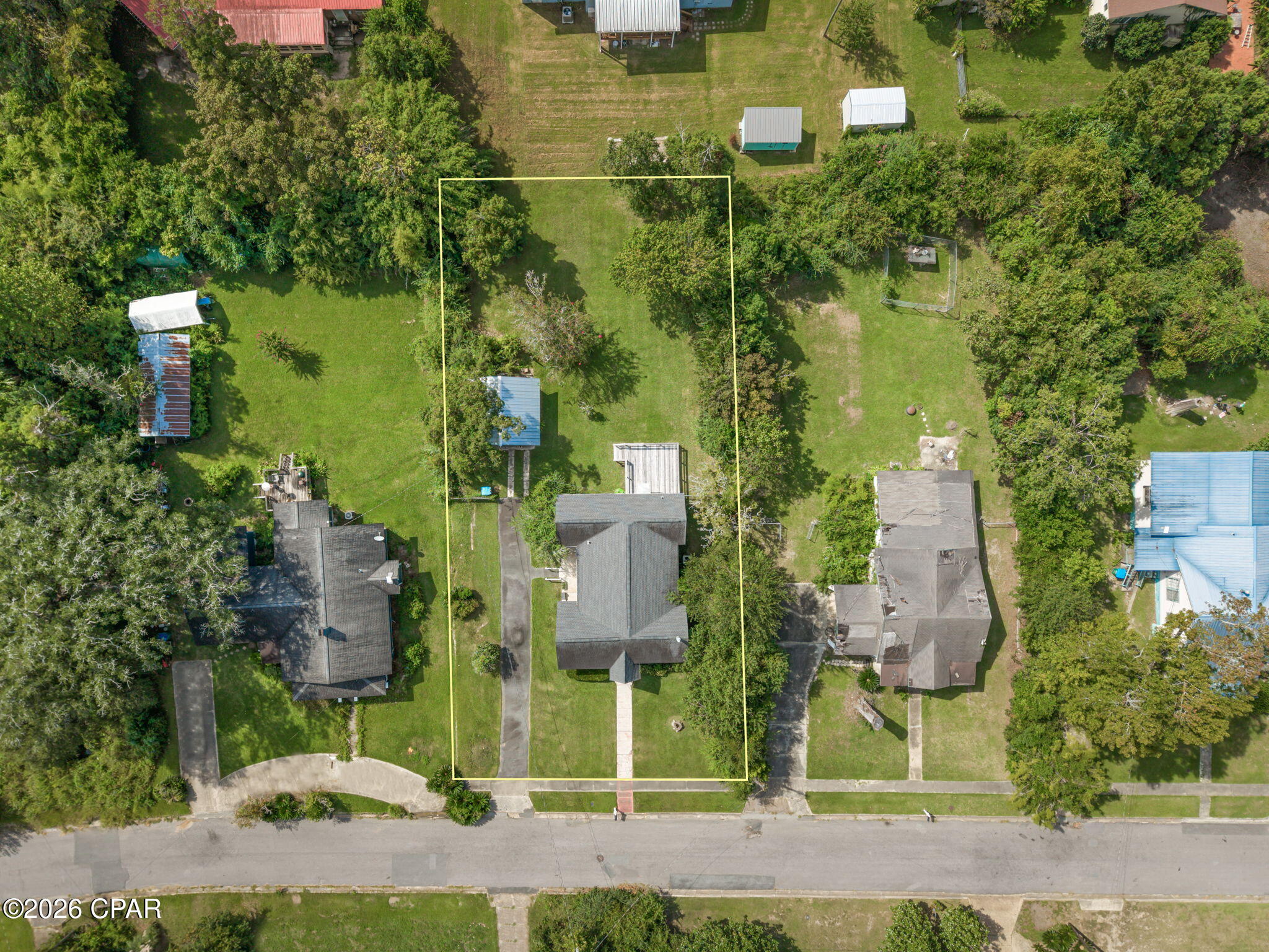 main property photo 35