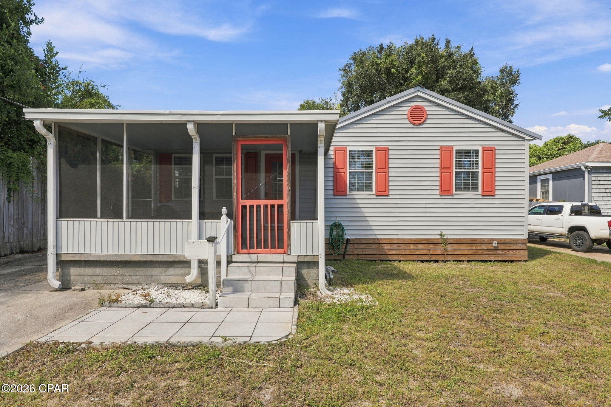 main property photo 0
