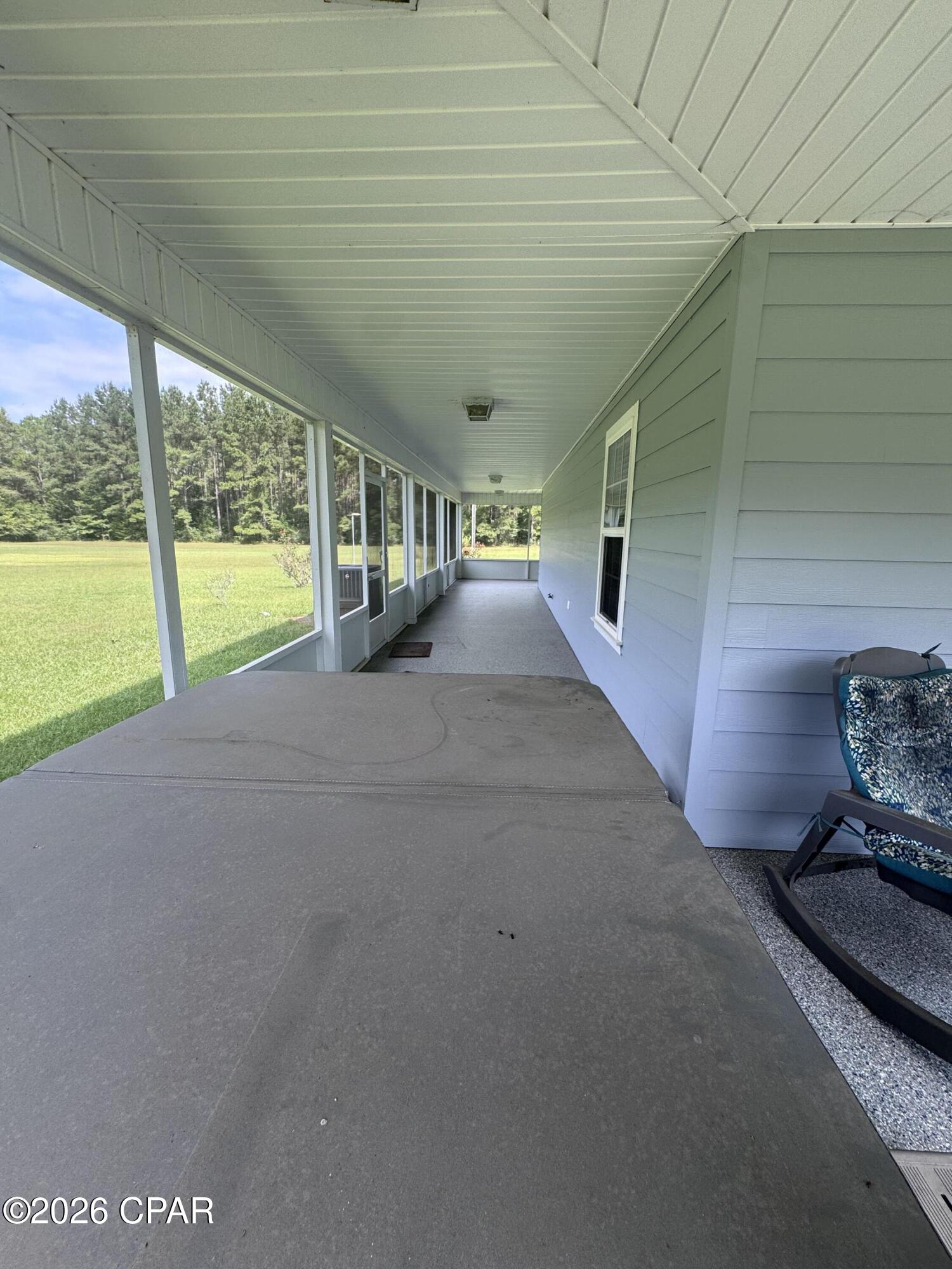main property photo 32