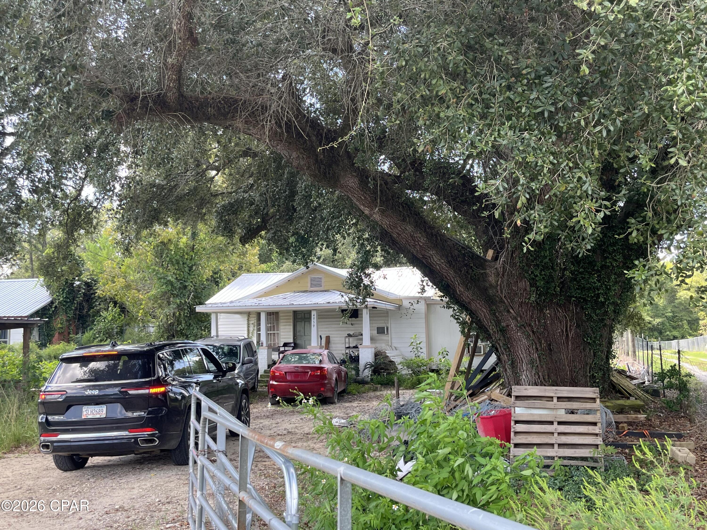main property photo 0