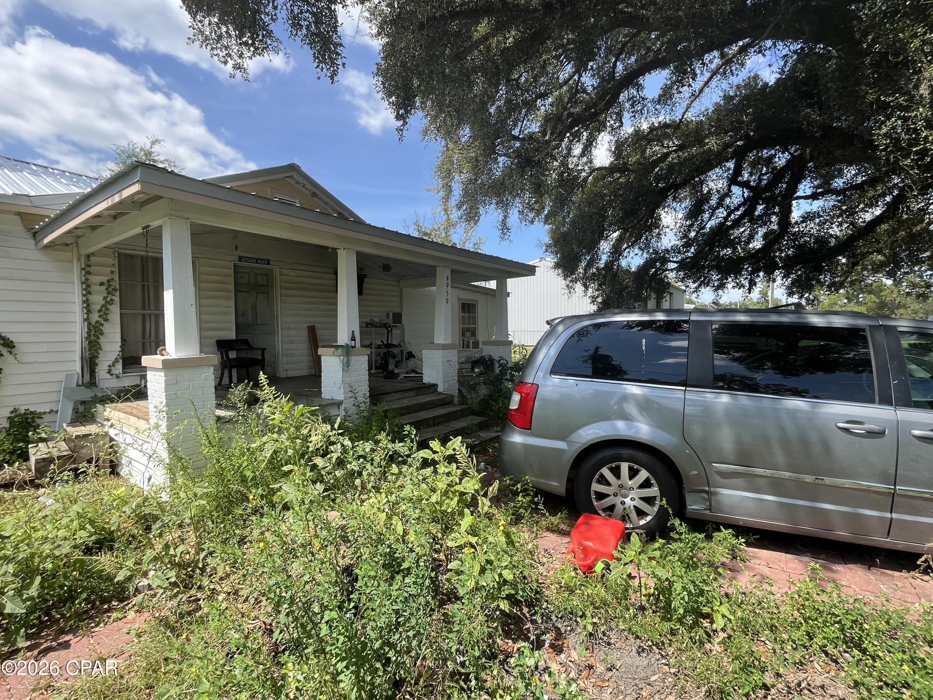 main property photo 40