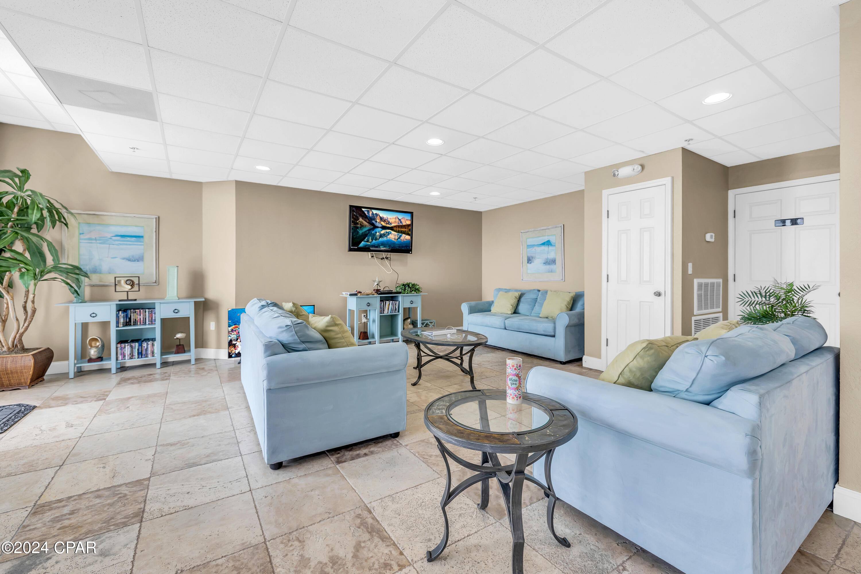 main property photo 89