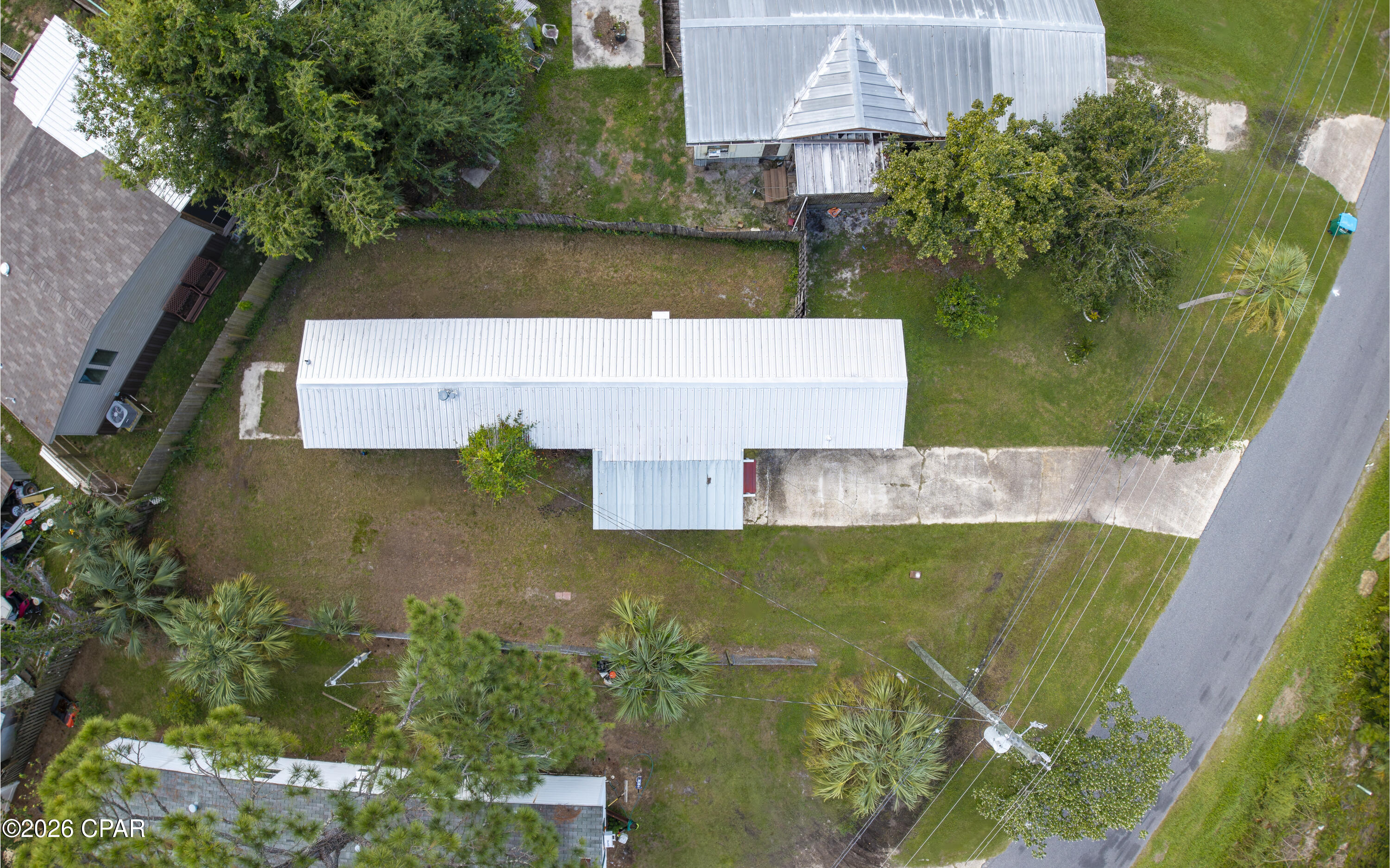 main property photo 37