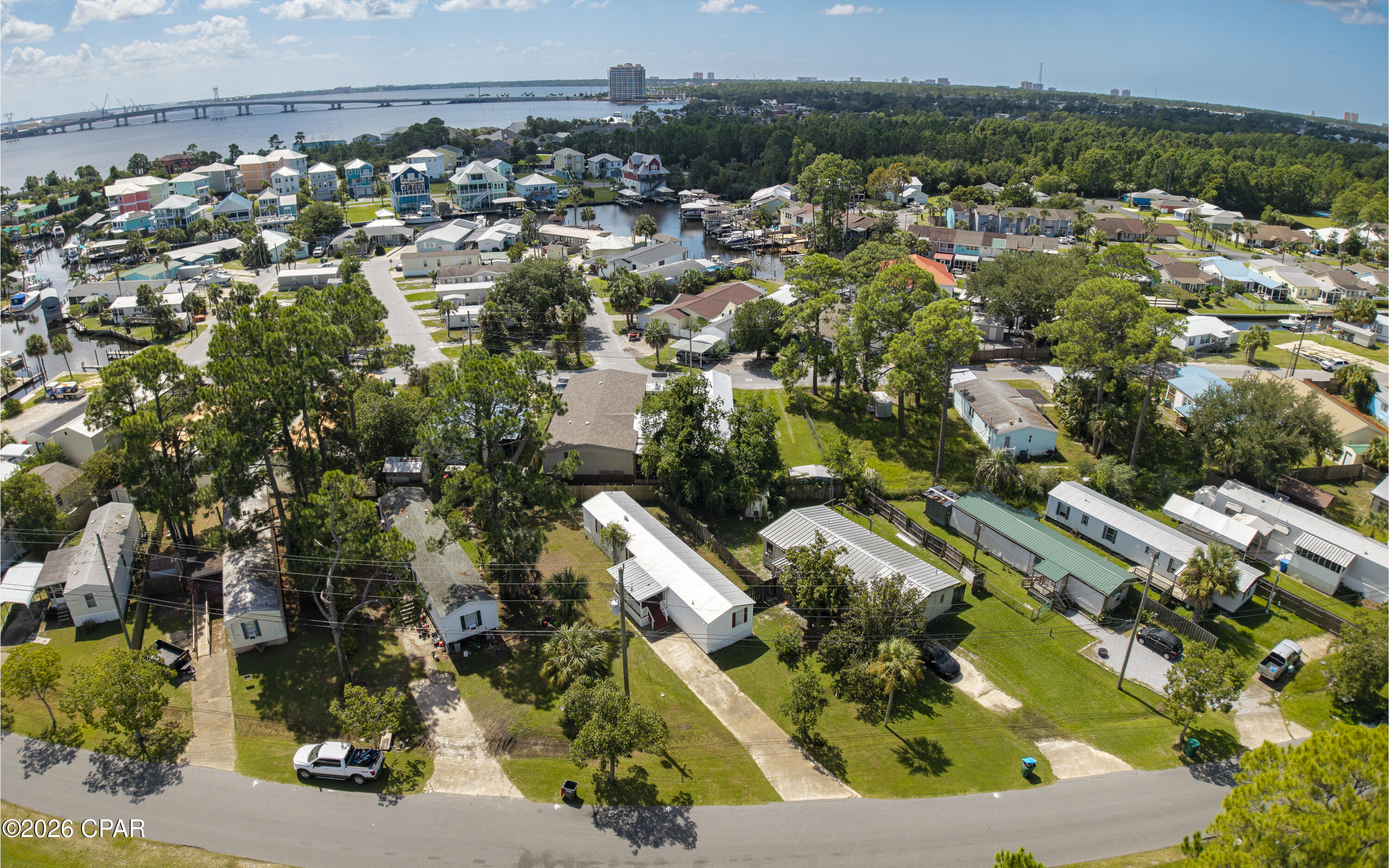 main property photo 40