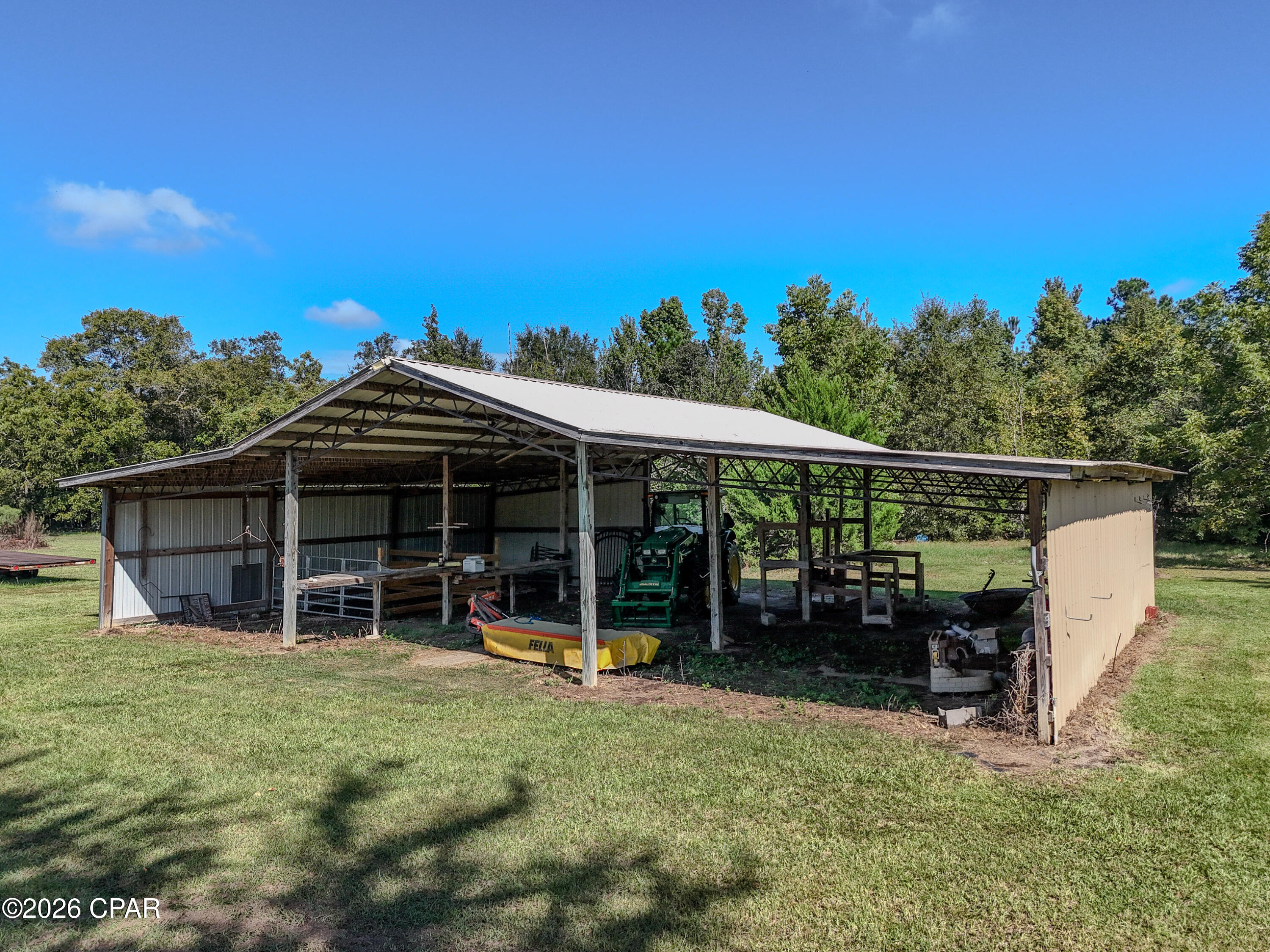 main property photo 38