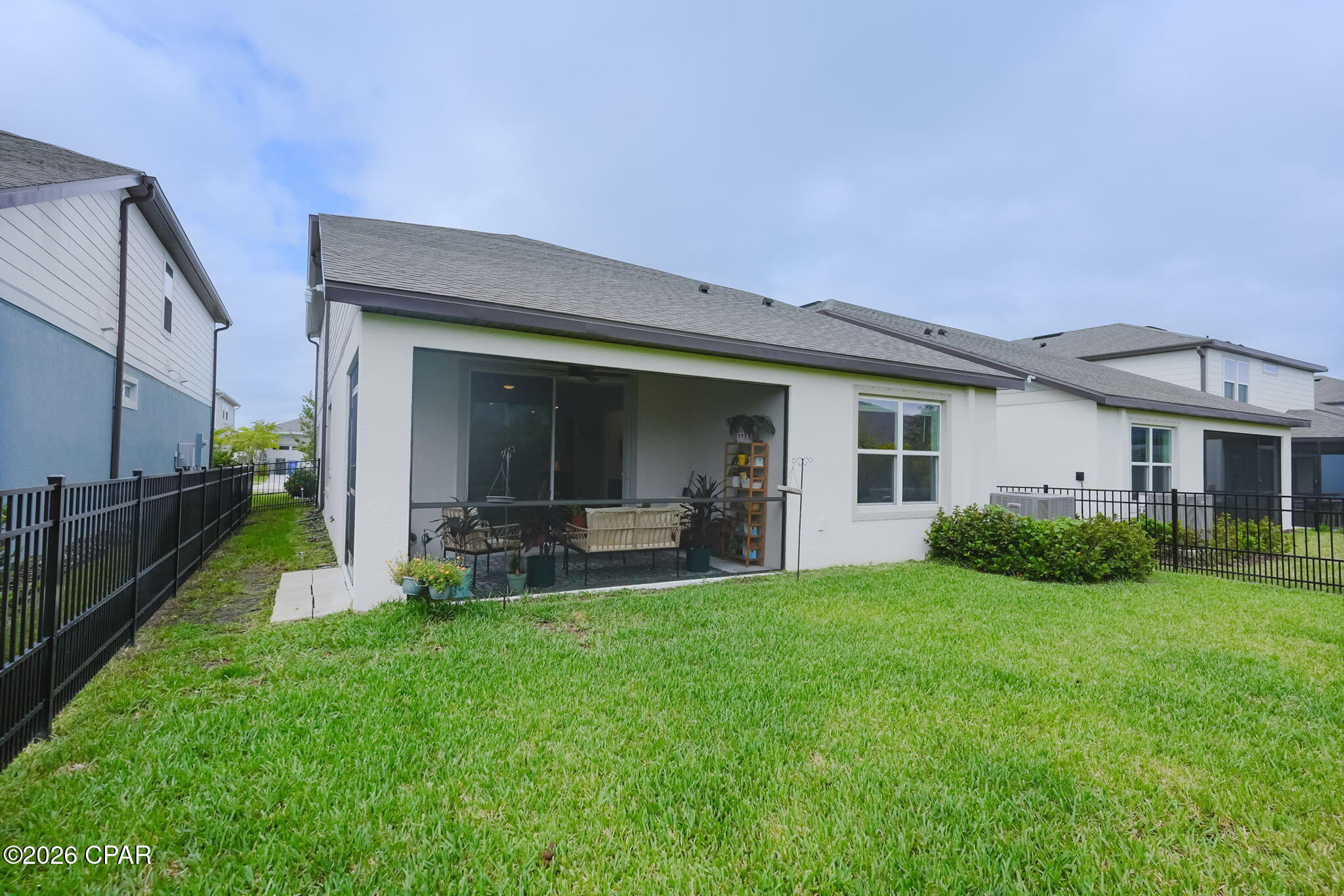main property photo 50