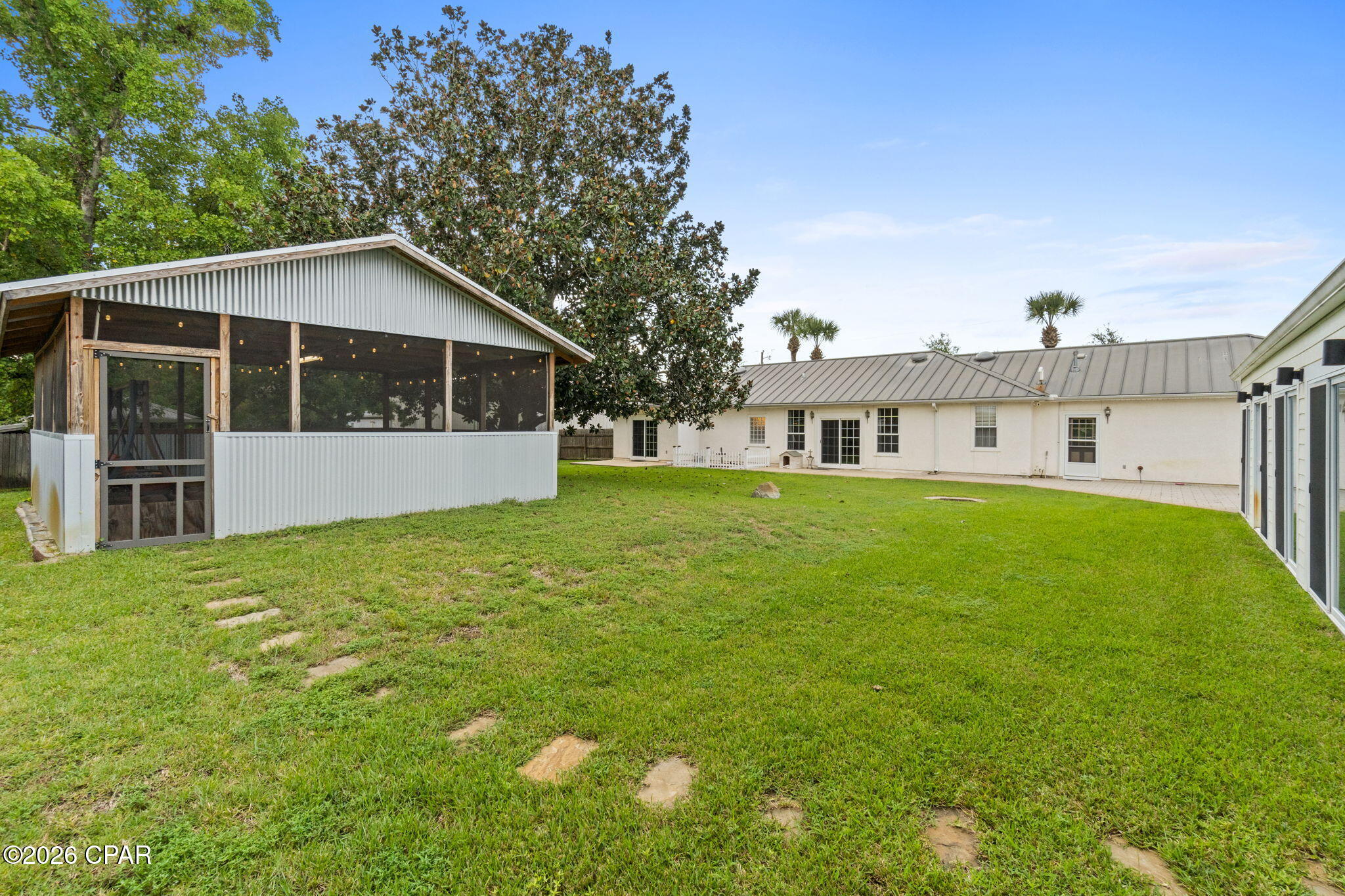main property photo 50