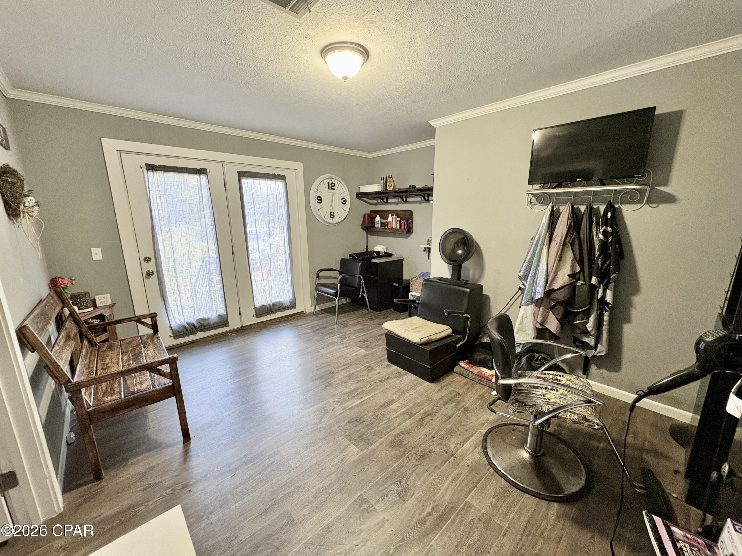 main property photo 22